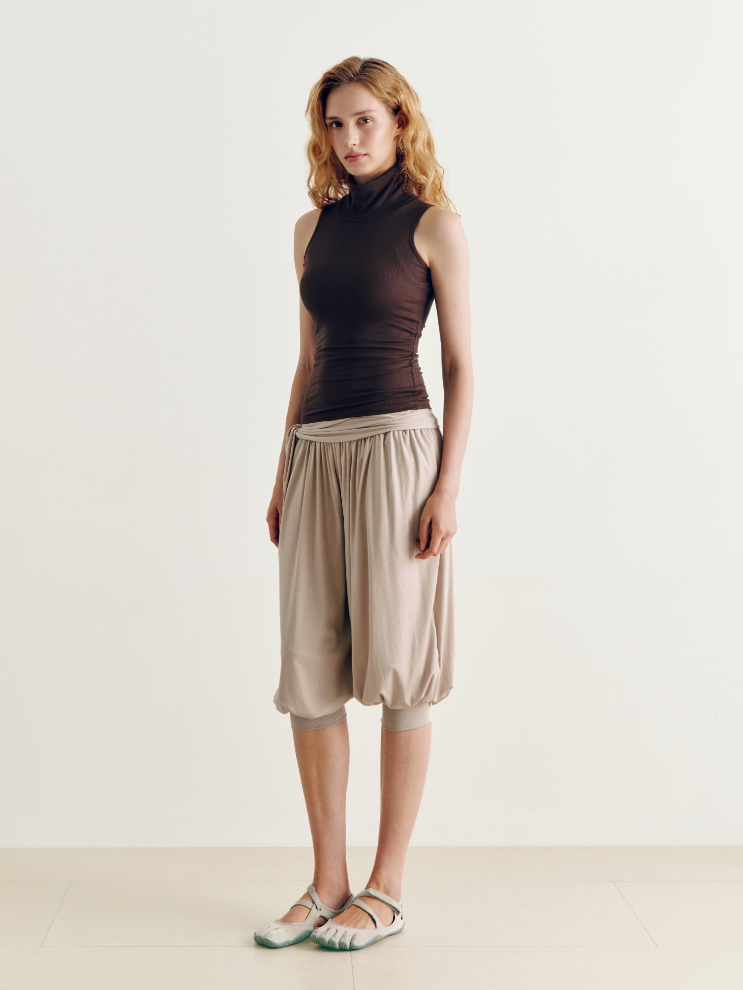 【秋冬高領薄背心】預購_Satva Turtle-Neck Sleeveless by Conch
