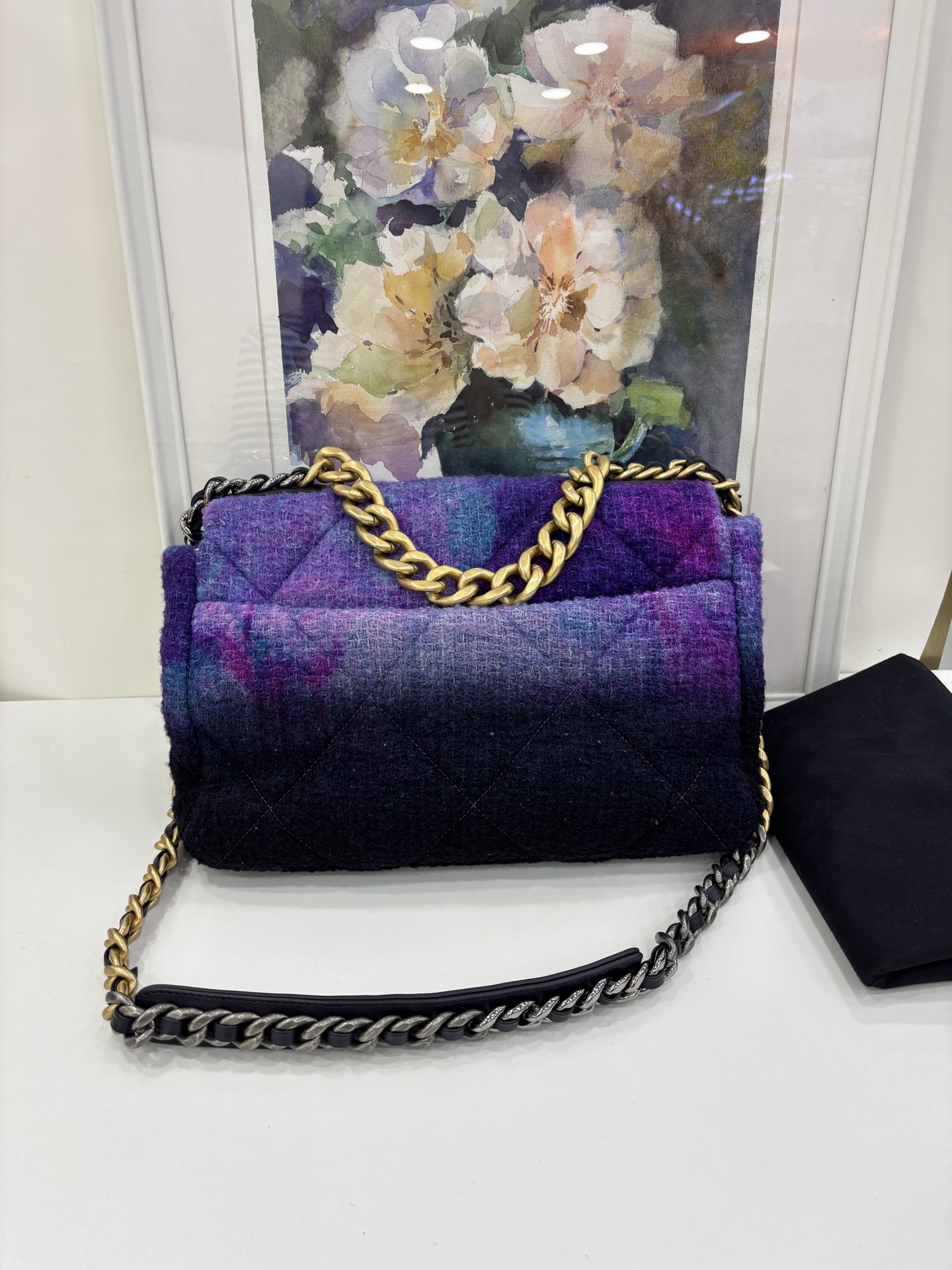 Pre-Owned CHANEL 19 Bag / Product Code: 26042008