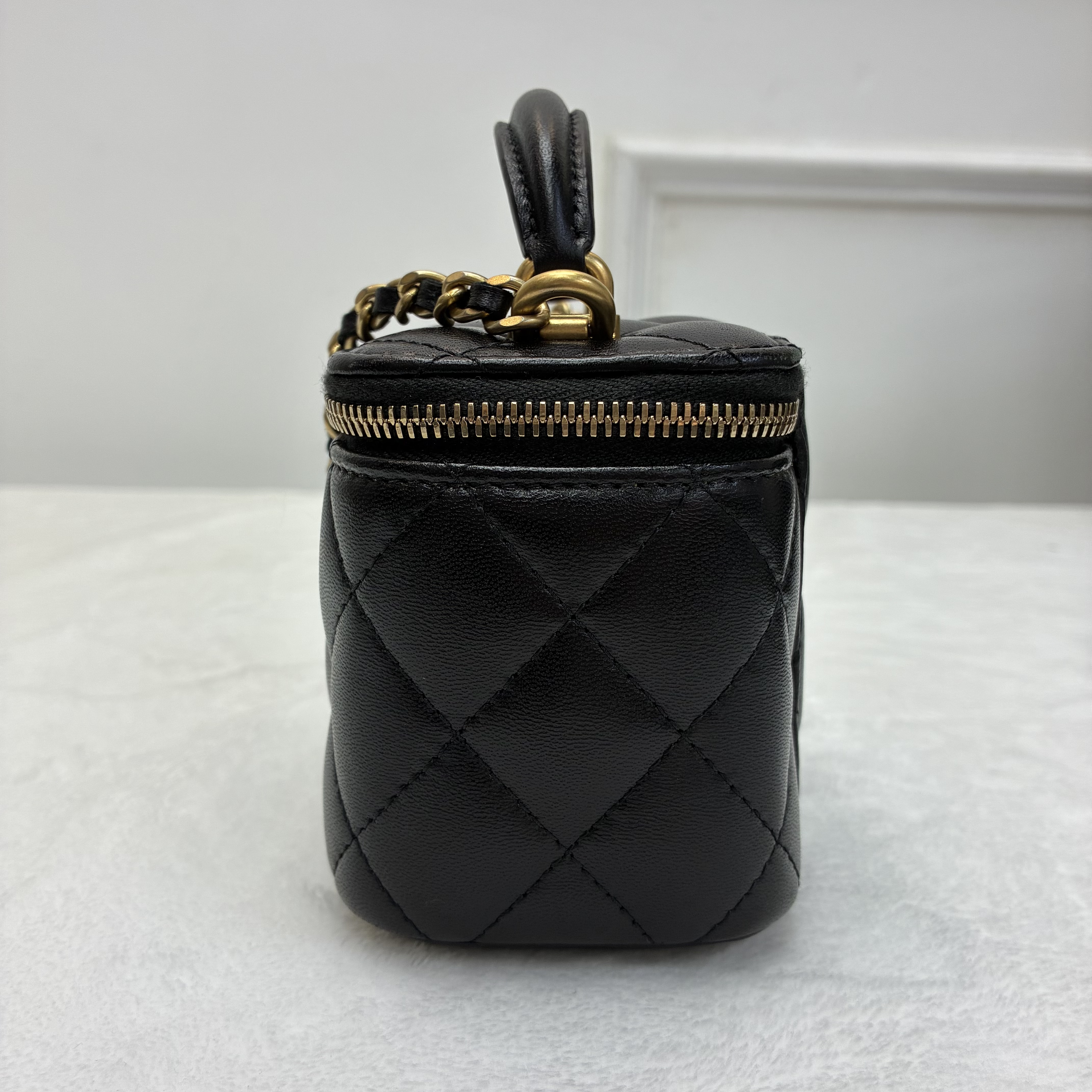 Chanel Vanity Case 黑色羊皮小廢包