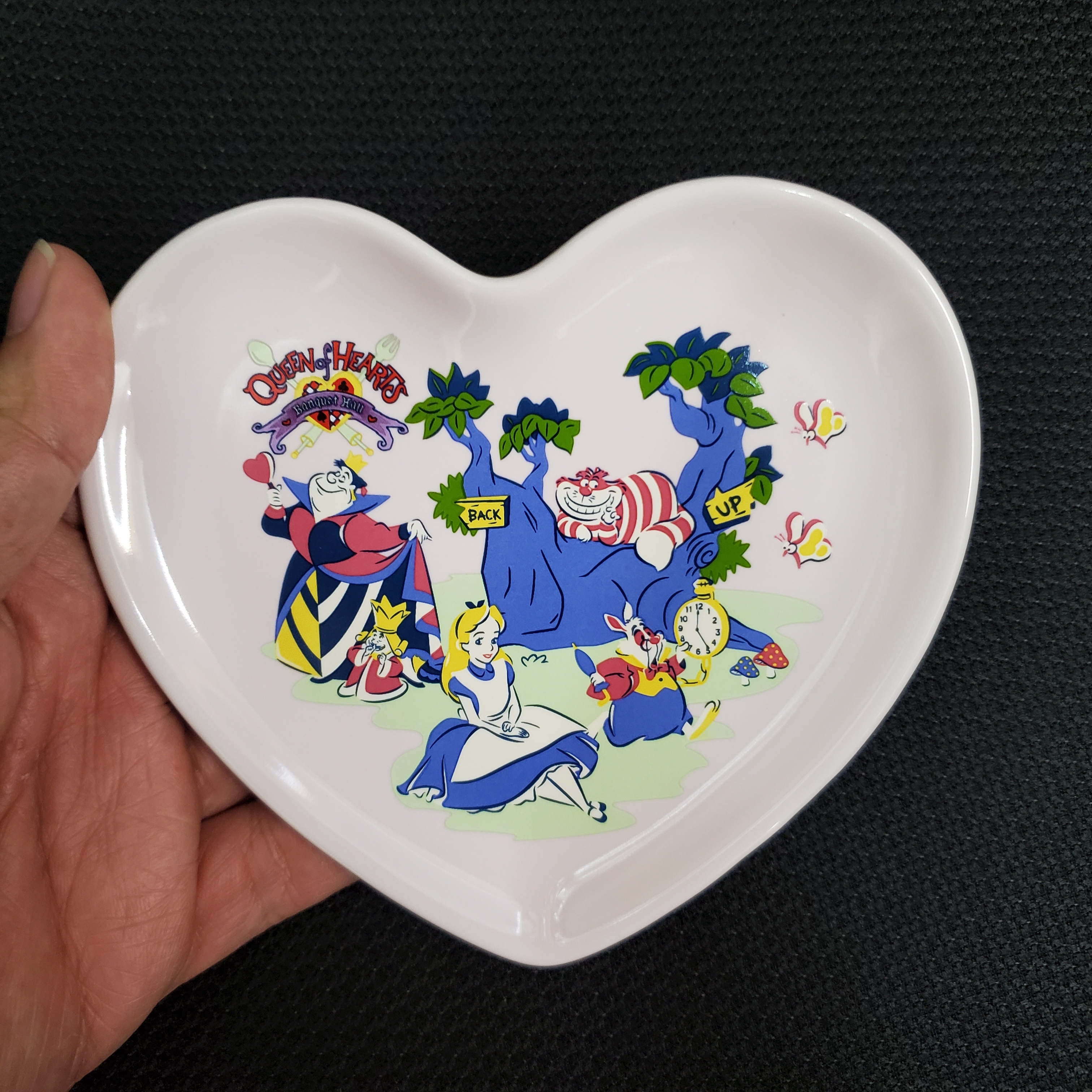 [現貨] [東京迪士尼樂園] 愛麗絲甜品碟 {TF005394}