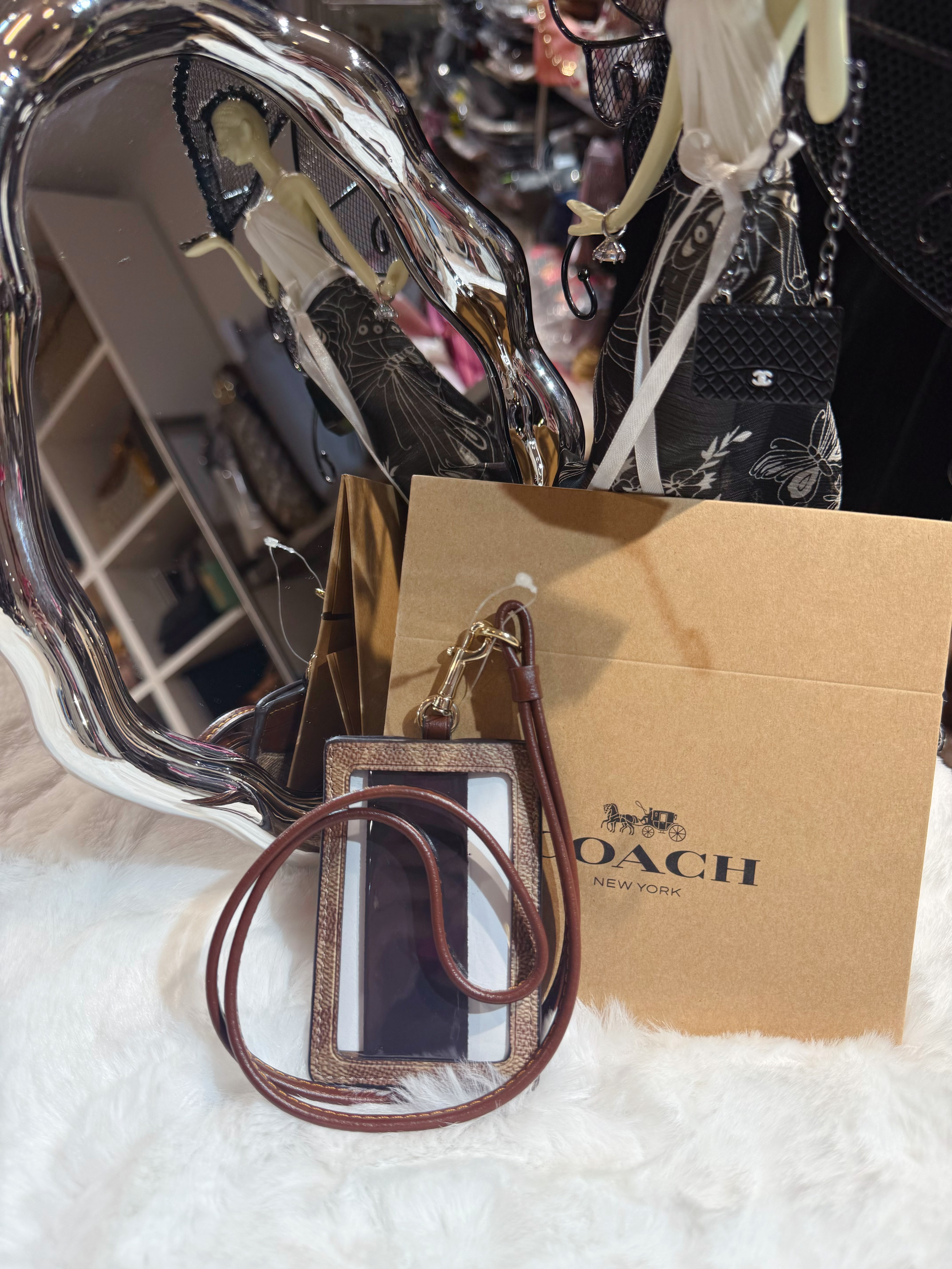 Coach lanyard card case logo/m