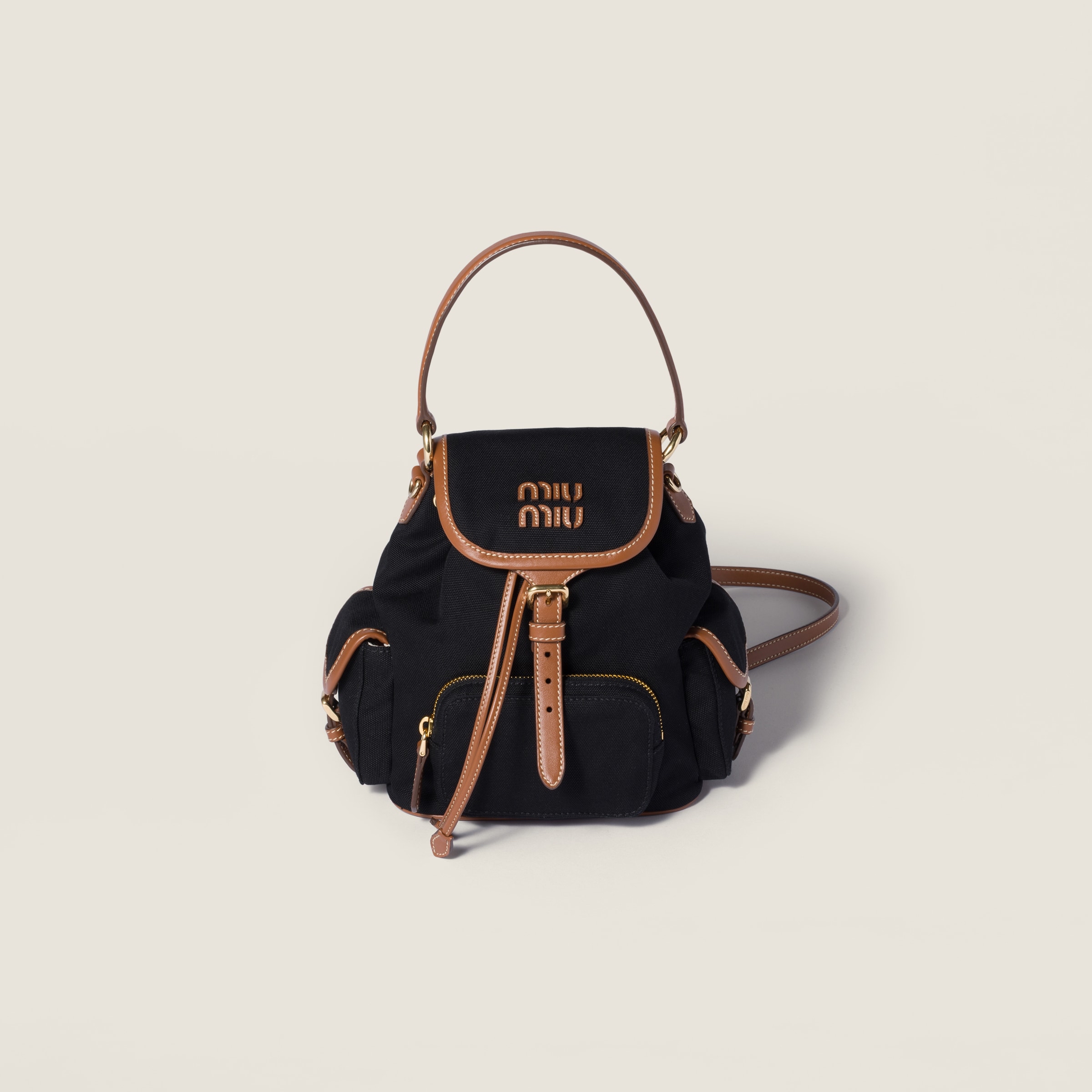 指定款式優惠✨訂貨🍒MIUMIU backpack  Size 22x18x11.5cm