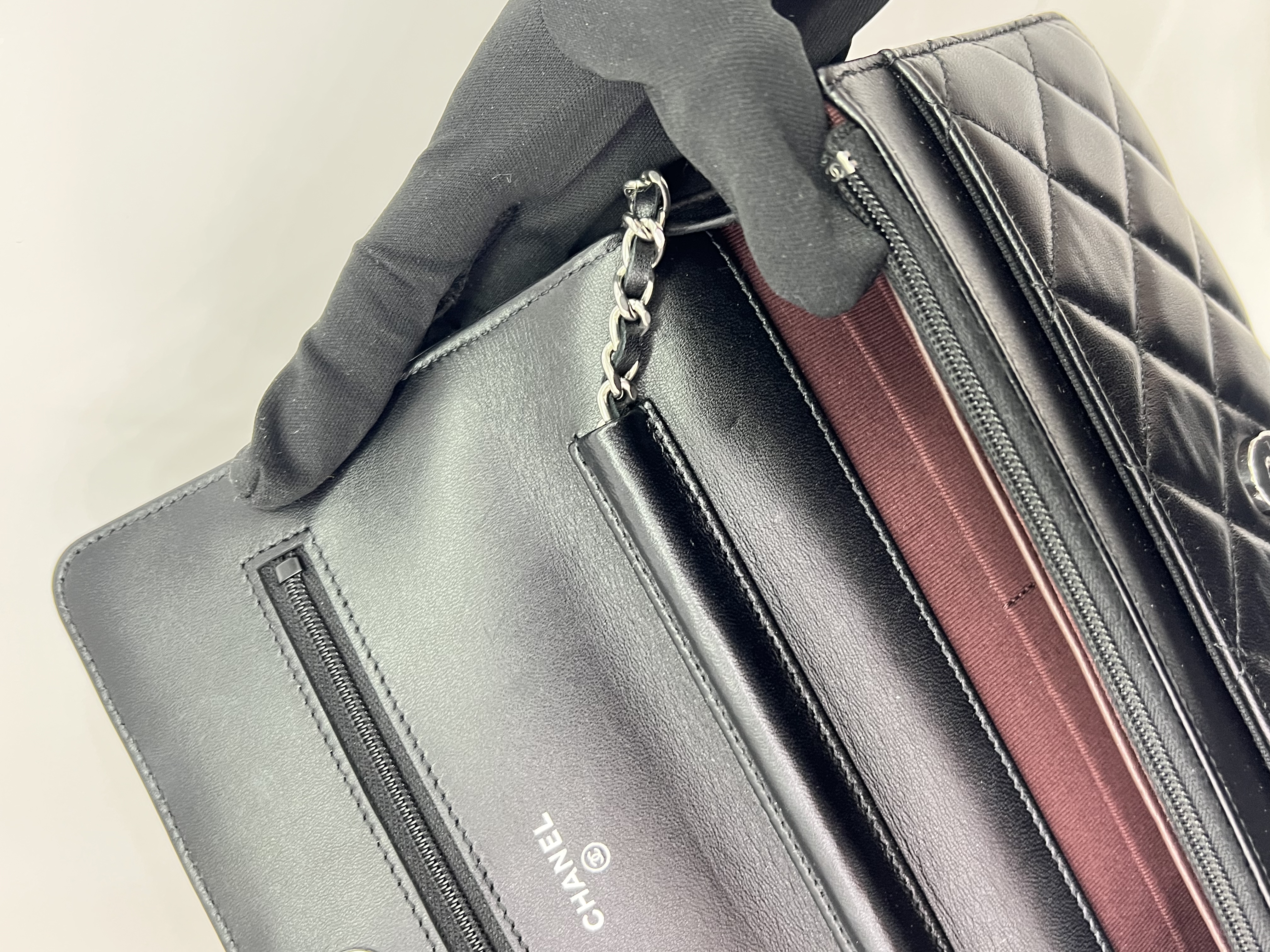 直播貨品 |  [1個-$100 2個-$300］ EE08