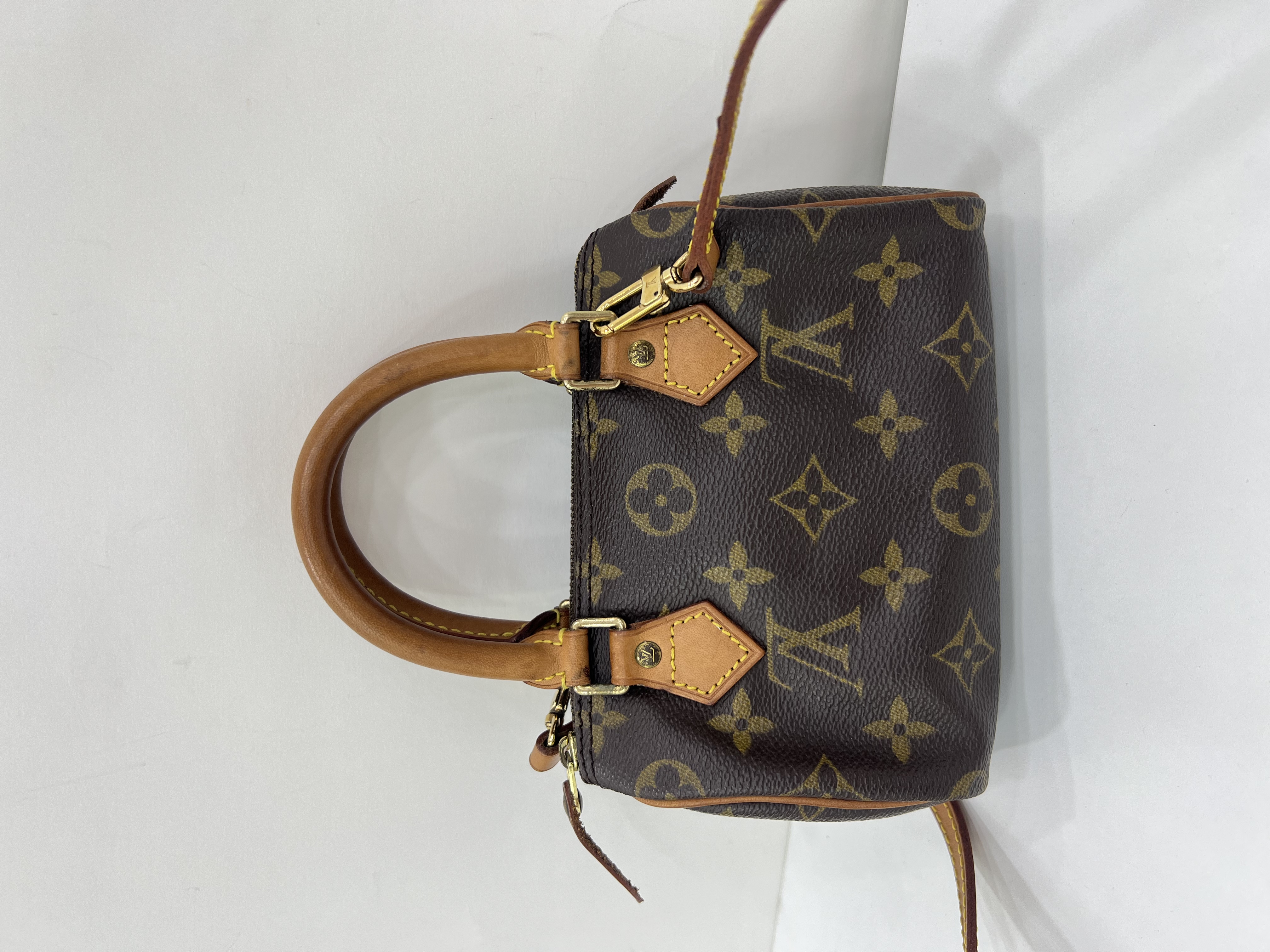 直播貨品| [Fixed Price 固定價］冇得減‼️ E23