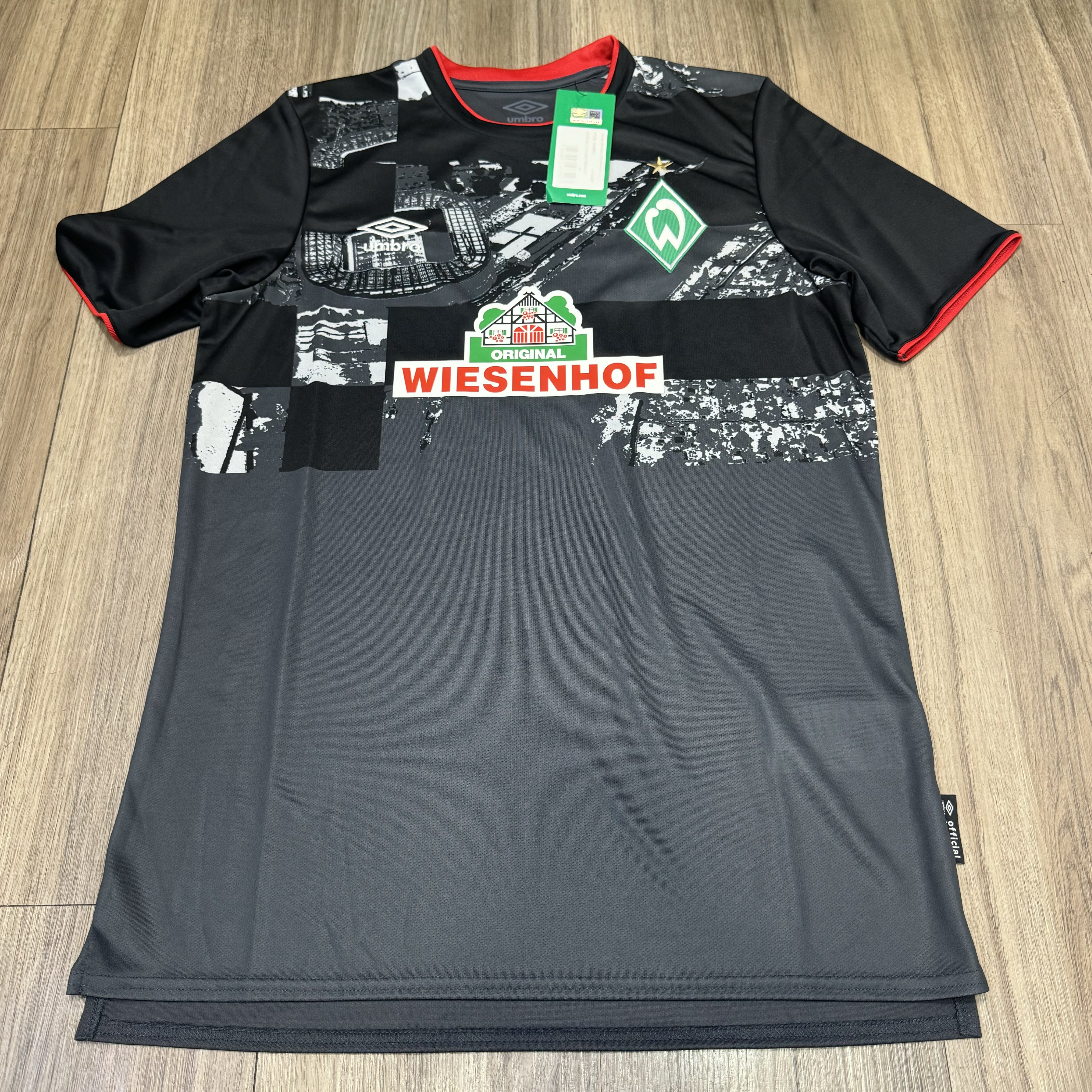Werder Bremen 20/21 third away shirt (Bnwt)