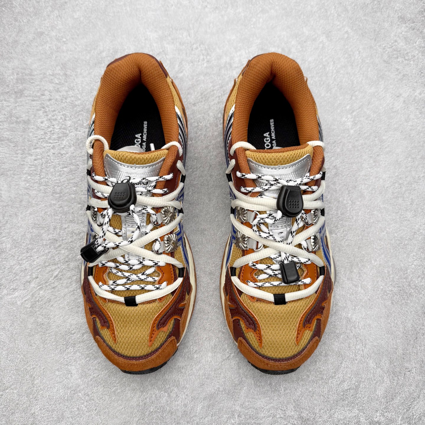 Toga x Asics Gel-Cumulus 16