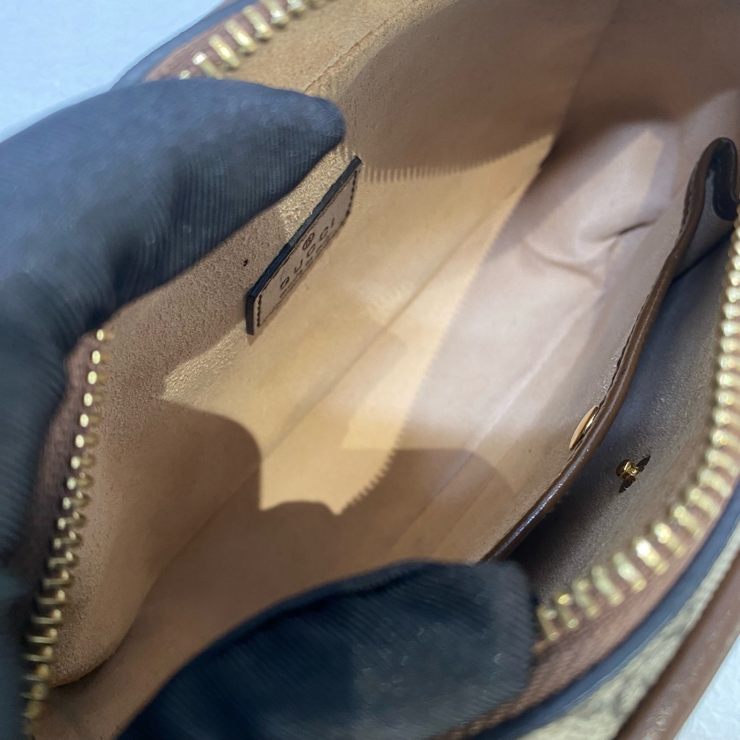 【預訂貨品】GUCCI復古老花相機包