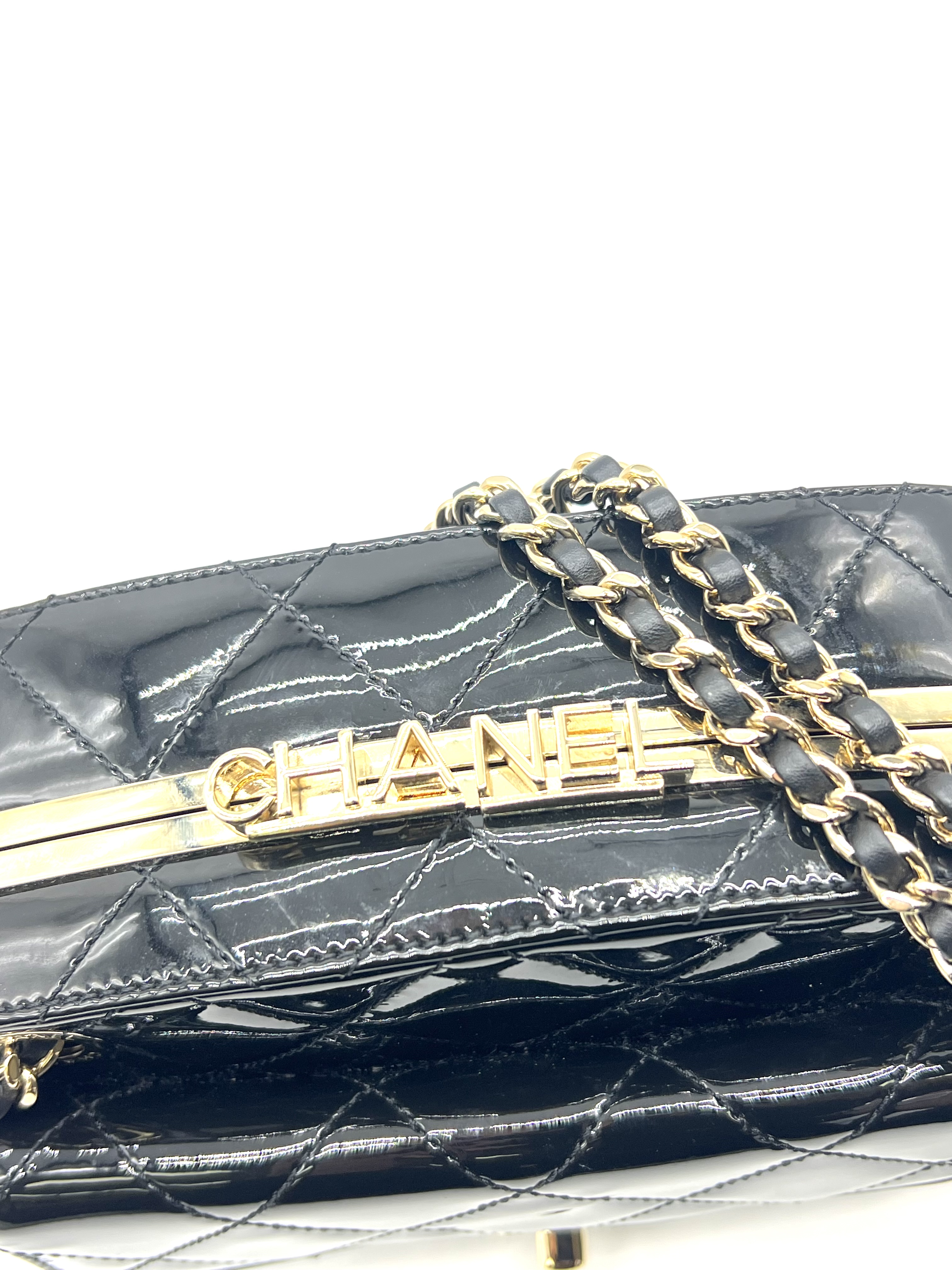 Pre-Owned CHANEL Matelassé Mini Camera Bag / Product Code: 26041507