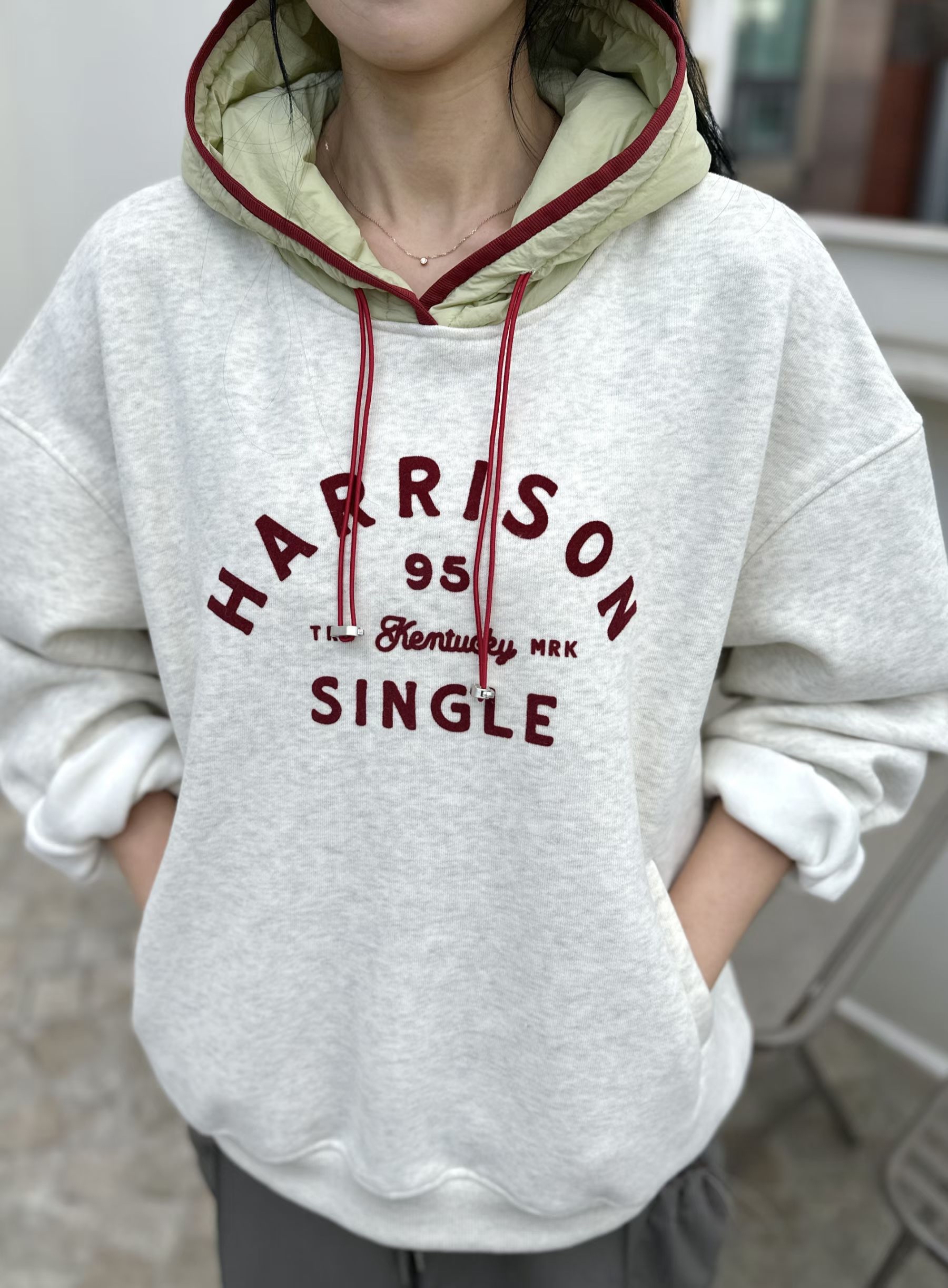 撞色帽英文字衞衣