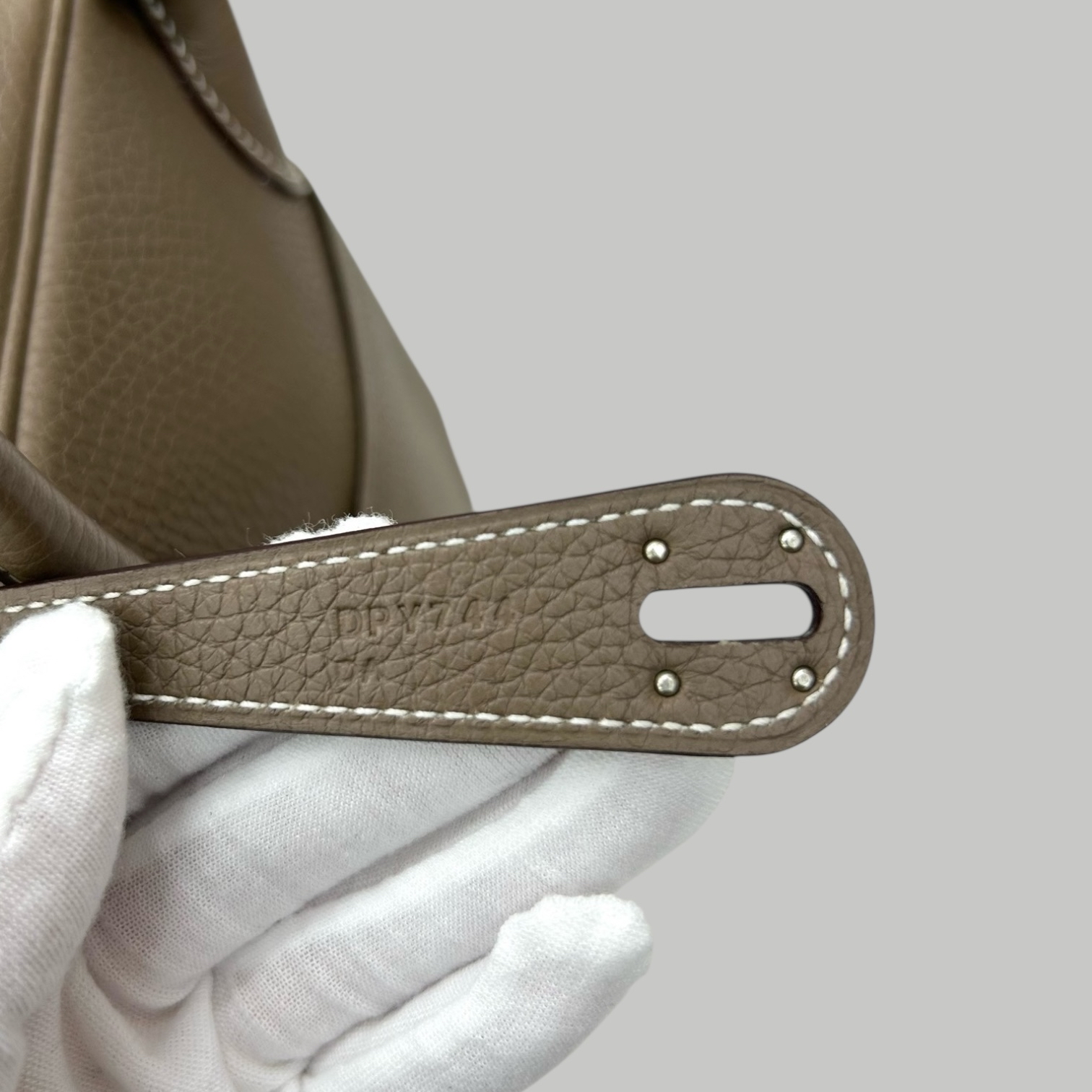 Hermes Lindy 30大象灰銀扣