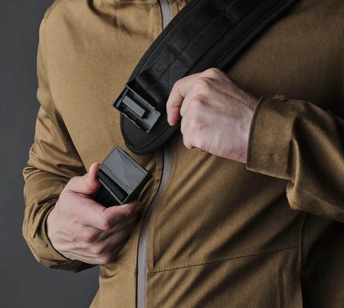 ALPAKA Bravo Sling Max V2 防水防盜側肩(750D)