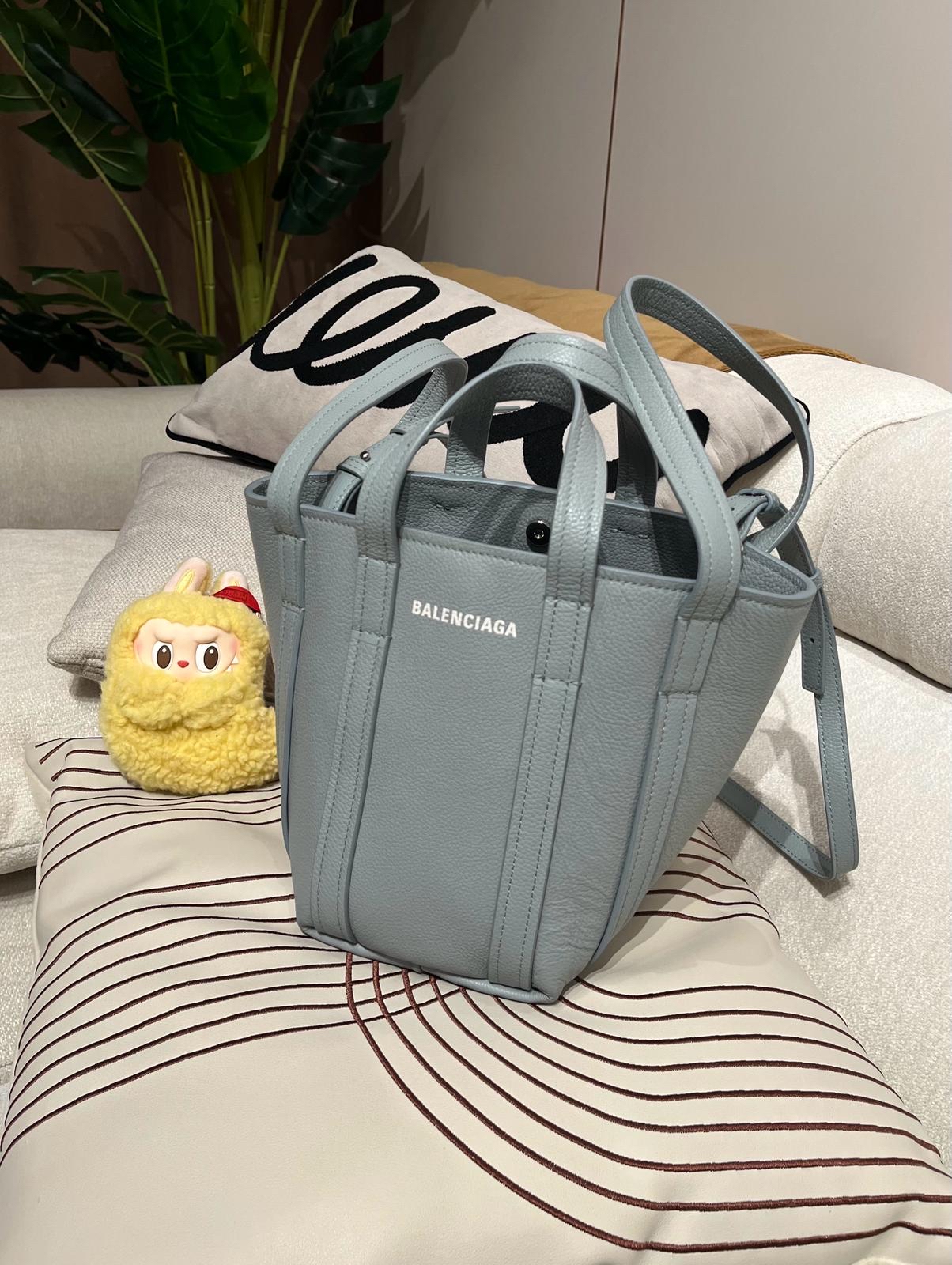 Balenciaga Everyday XS 2Way Bag 672793 calfskin 100%Authentic, 95%New ✅Dust bag