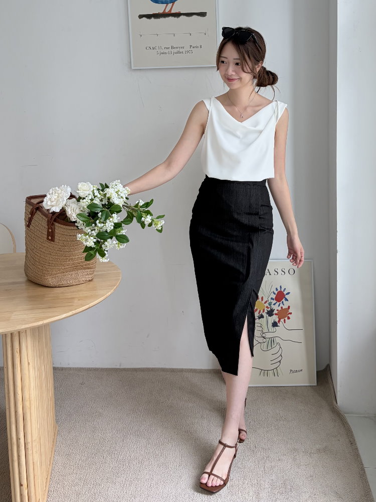 Front Slit Pencil Skirt (Black)