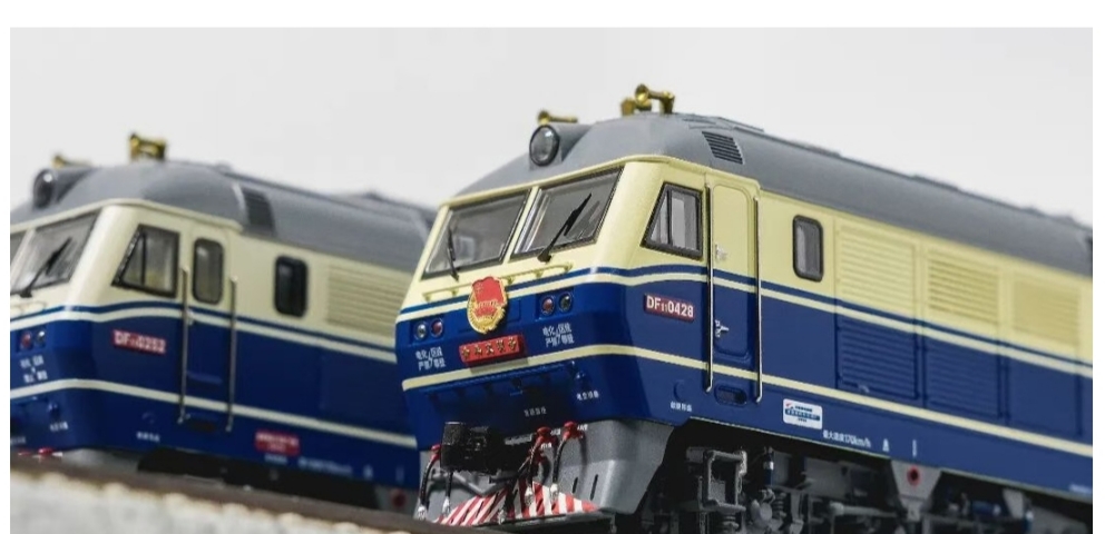 東風11 N規（1：160）電動火車模型