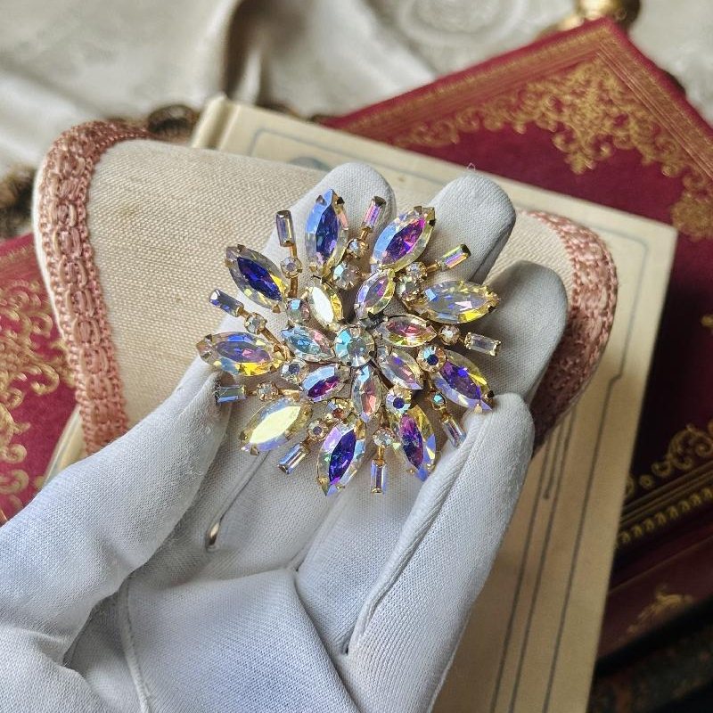 C.a. 1950s Aurora Borealis Starburst Brooch & Clip Earrings Set (MT2432)
