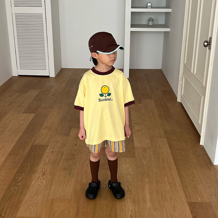 🇰🇷middle name tee