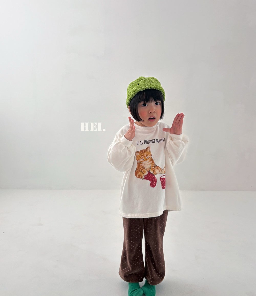 Hei | Kitty Long T-Shirt