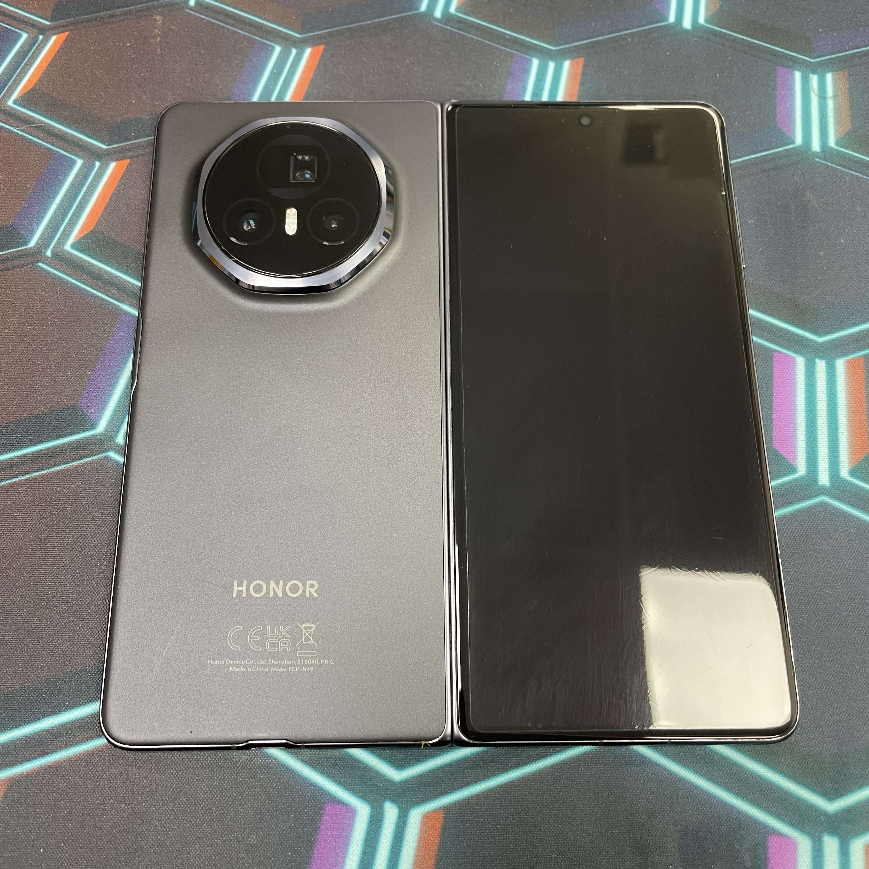 *8211 Honor Magic V3 勁靚機 12+512GB 黑色 black