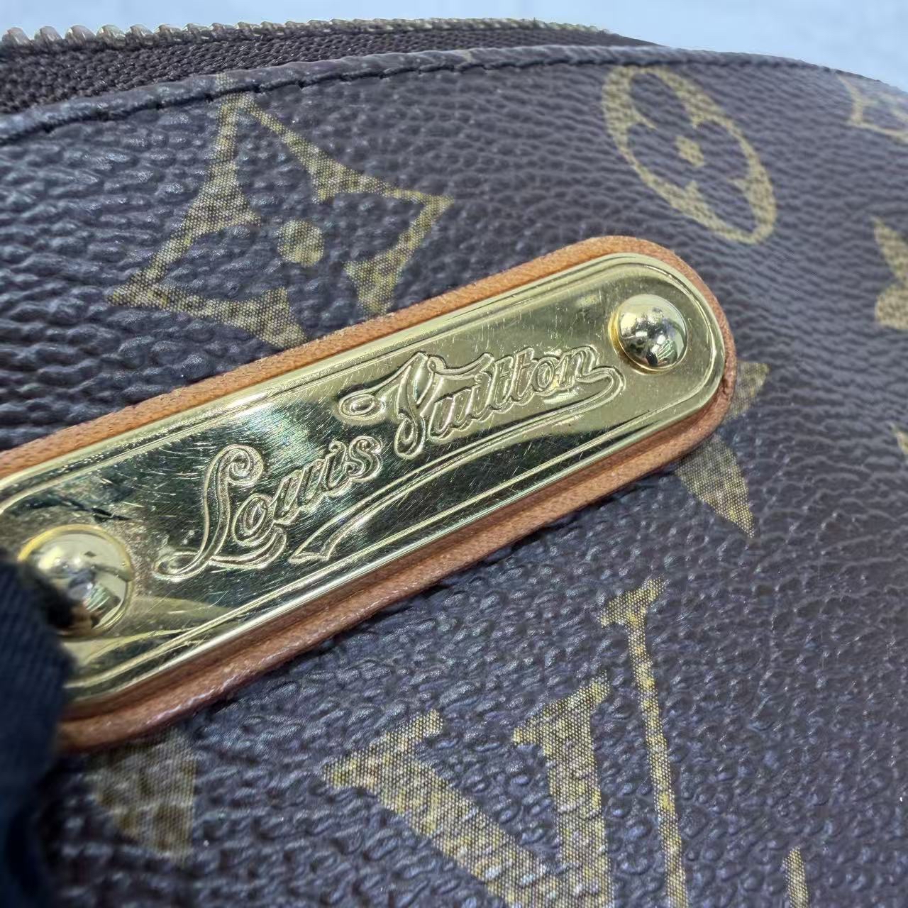 LOUIS VUITTON路易威登 Pochette Eva LV鏈條斜挎包 