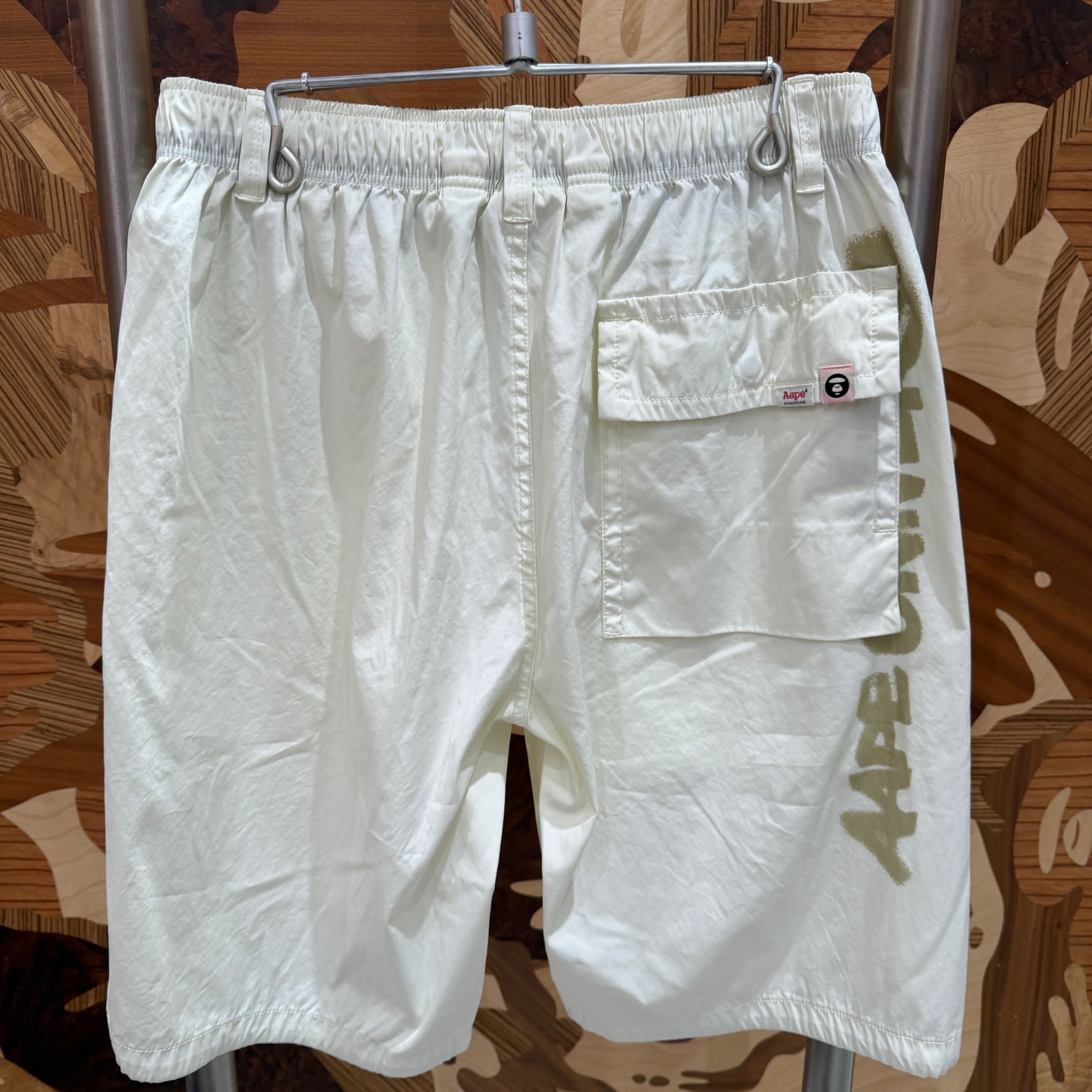 AAPE AAPEUNVS logo shorts (D614)