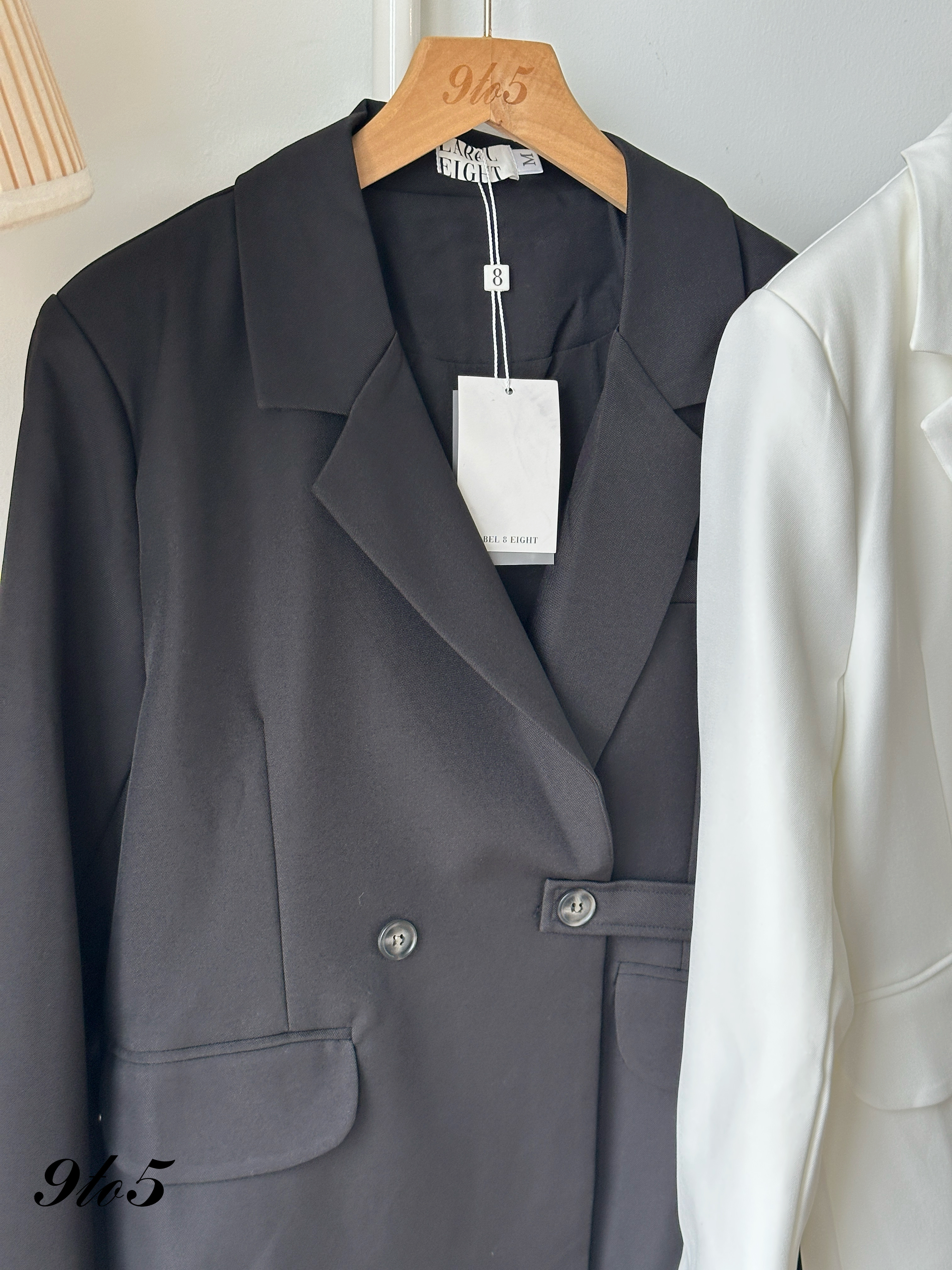 T4112 Long Sleeve Blazer - Black & White 