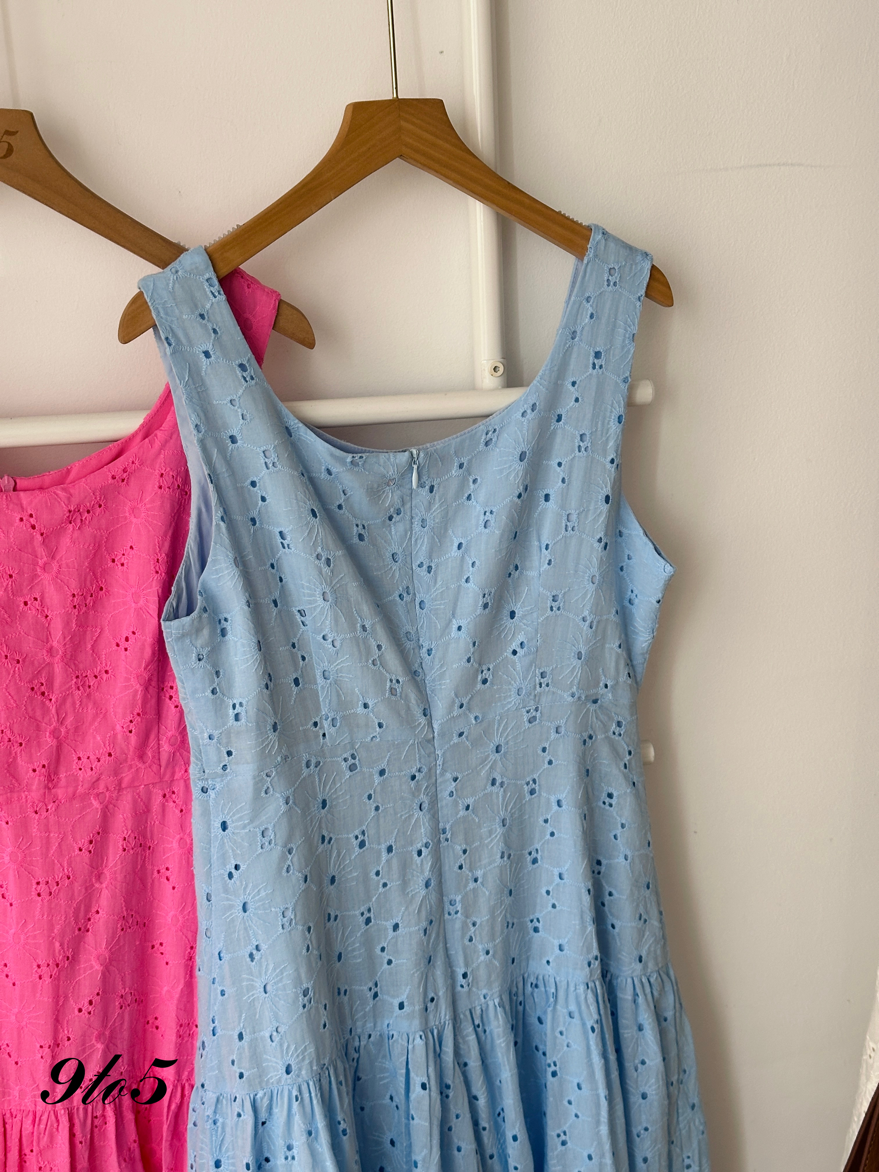 D2322 Sleeveless Layered Dress - 3 Colors