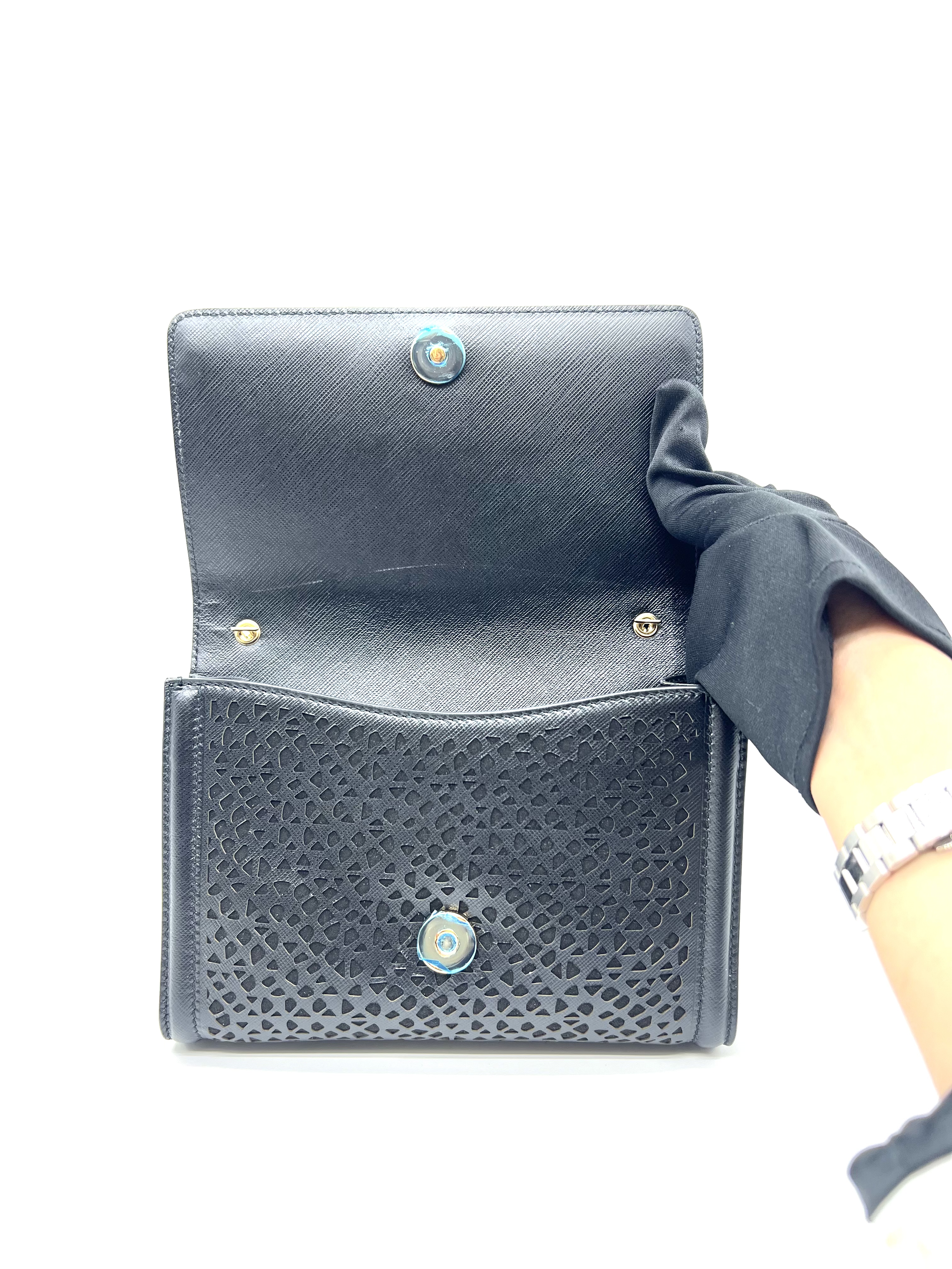 Pre-Owned Salvatore Ferragamo Ginny Vara Bibbon / Product Code: 26041104