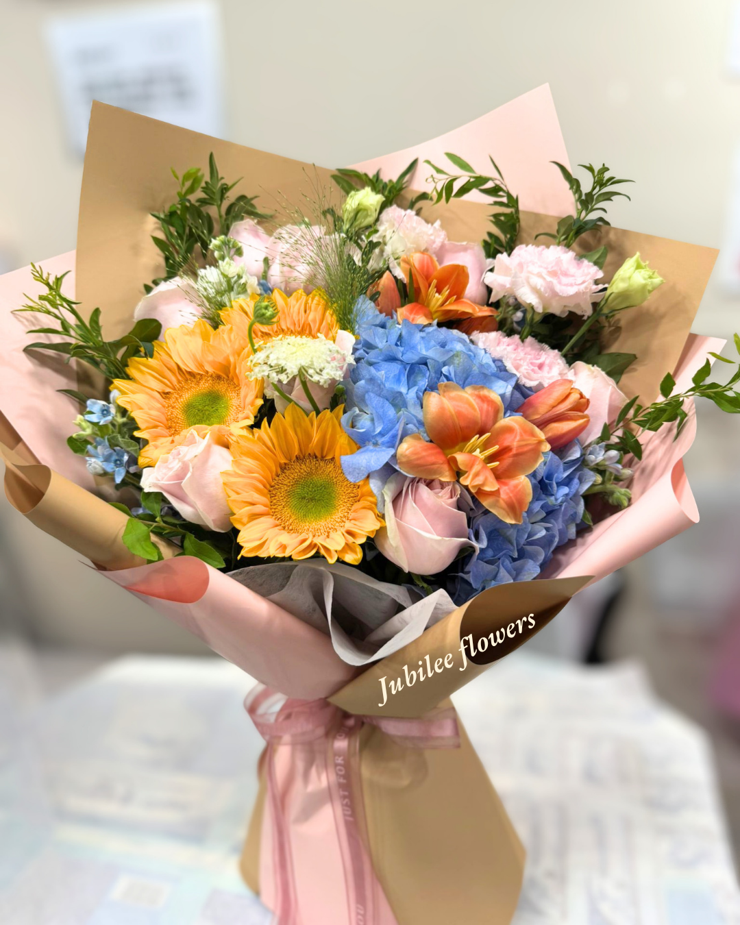 🌻向日葵 · 繡球 · 玫瑰 · 鬱金香花束