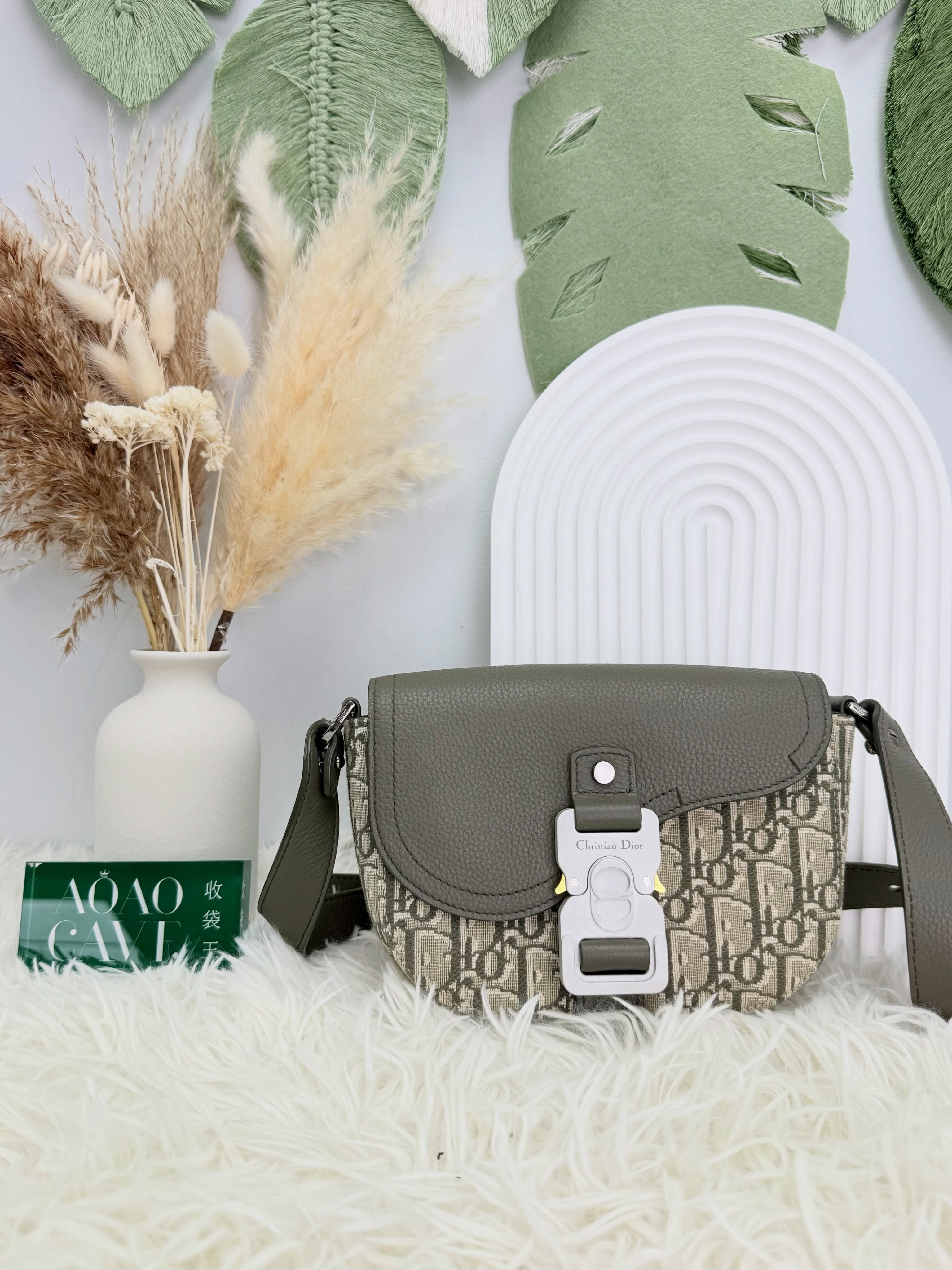 Dior👜 PRE OWNED 🛍️橄欖綠色老花郵差包 有盒有塵袋🌲