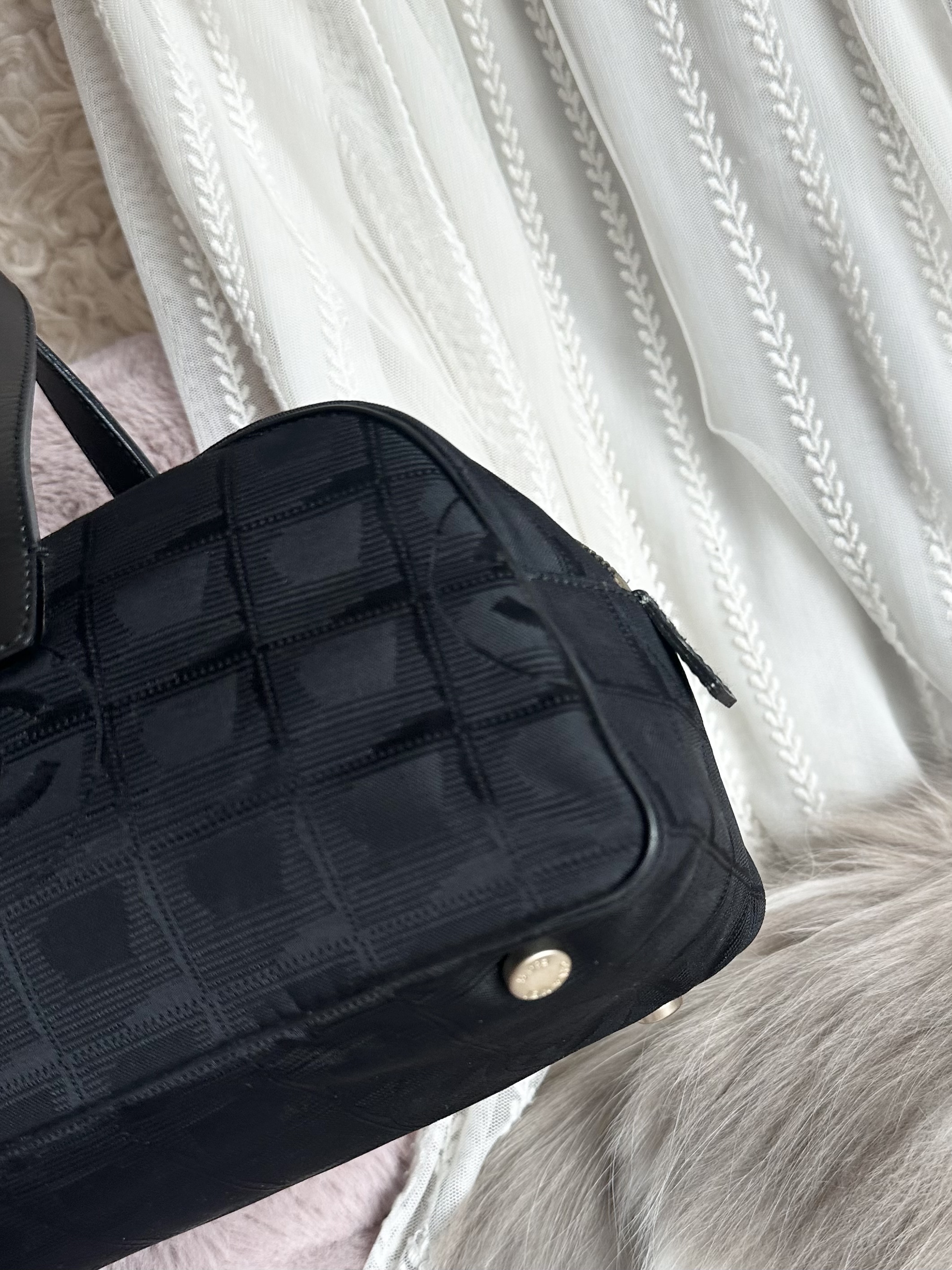 美品  03-04 vintage chanel black jacqurd shoulder bag 