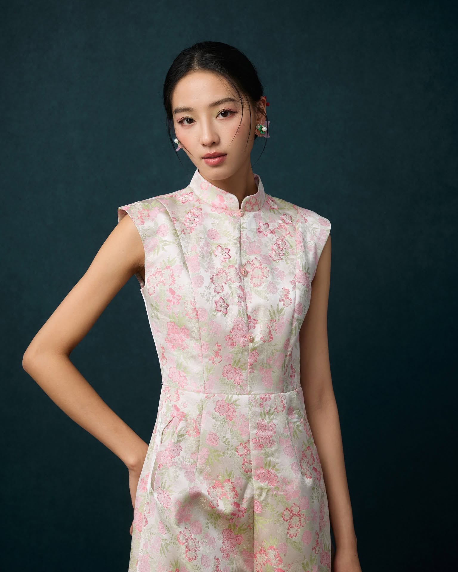 玻璃珠饰旗袍连身裤 D0355