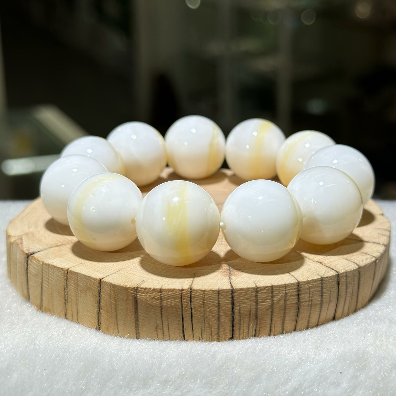 大m💫金絲硨磲手串 19.5 mm +/-