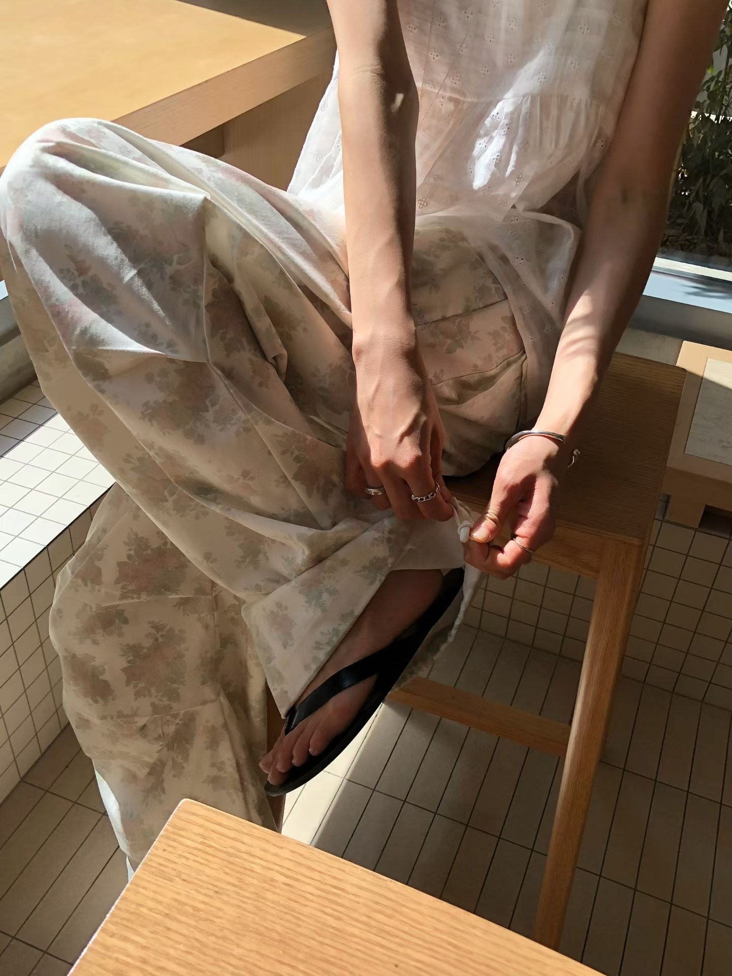 221330 復古暗花索腳長褲