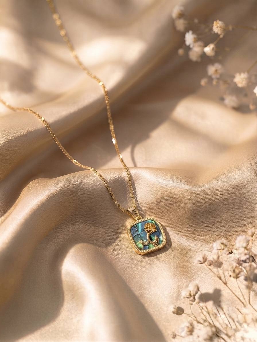 CPNK0068 - Crystal Pendant Necklace 