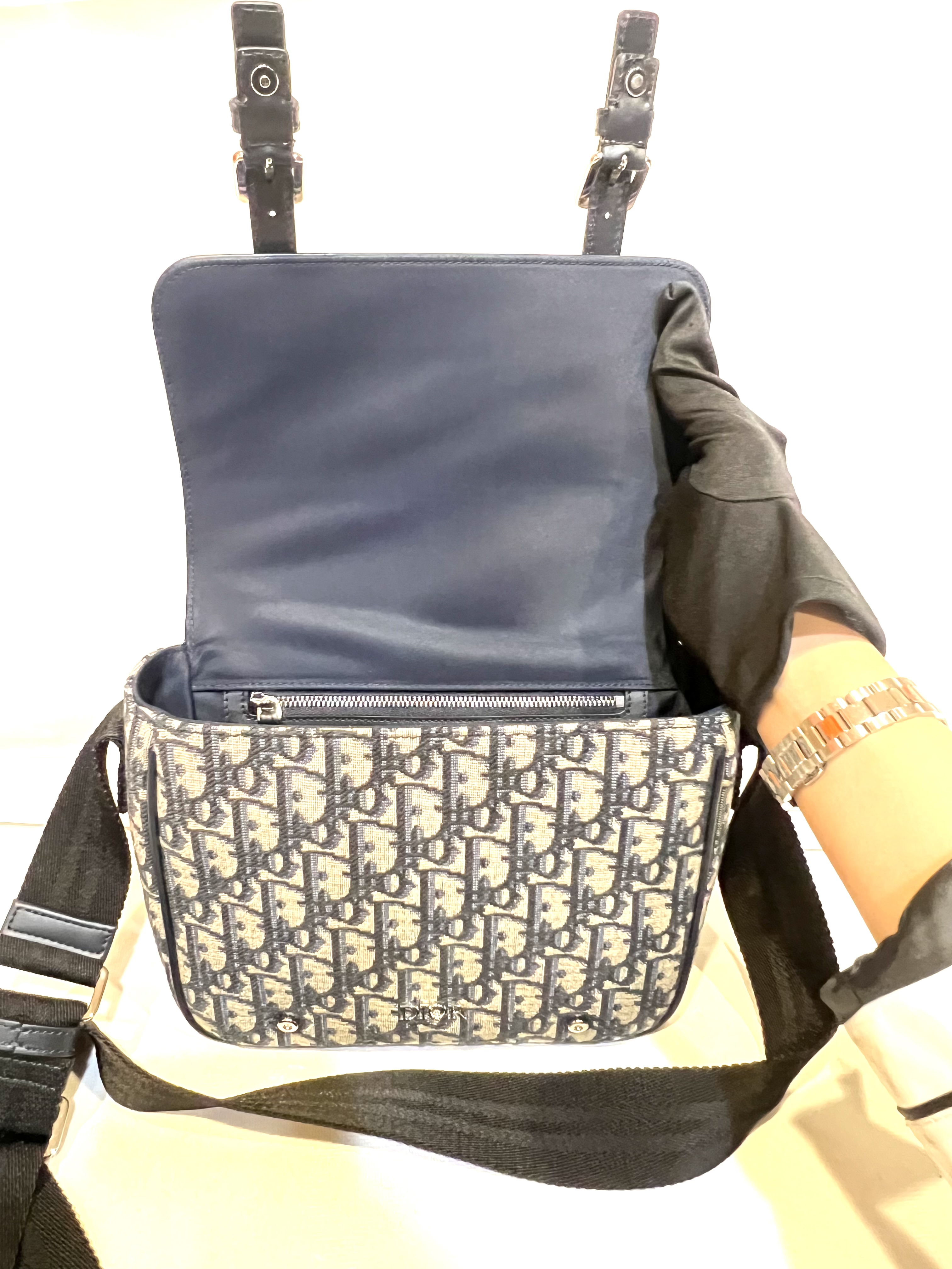 Pre-Owned Dior Oblique / Product Code: 26041117