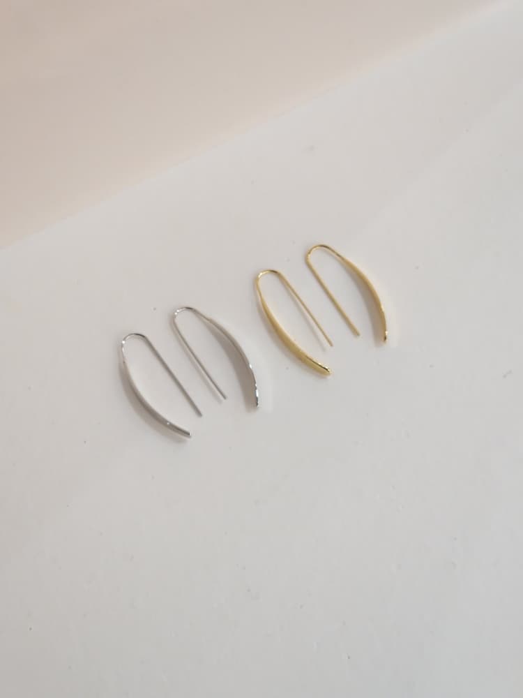 Inverted U Stud Earrings