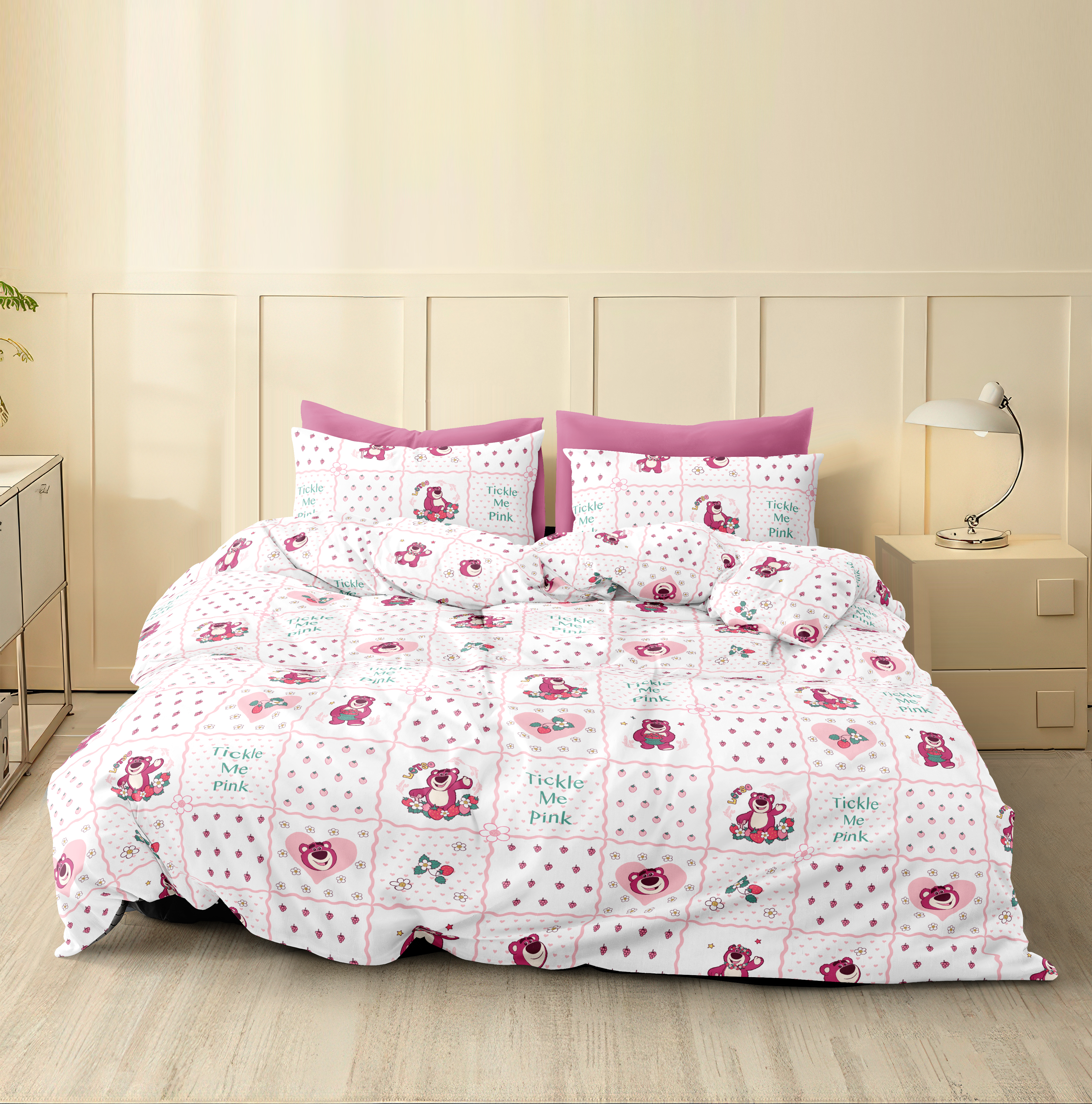 粉系草莓熊 （K/Q/SS-预订5月尾到柜）