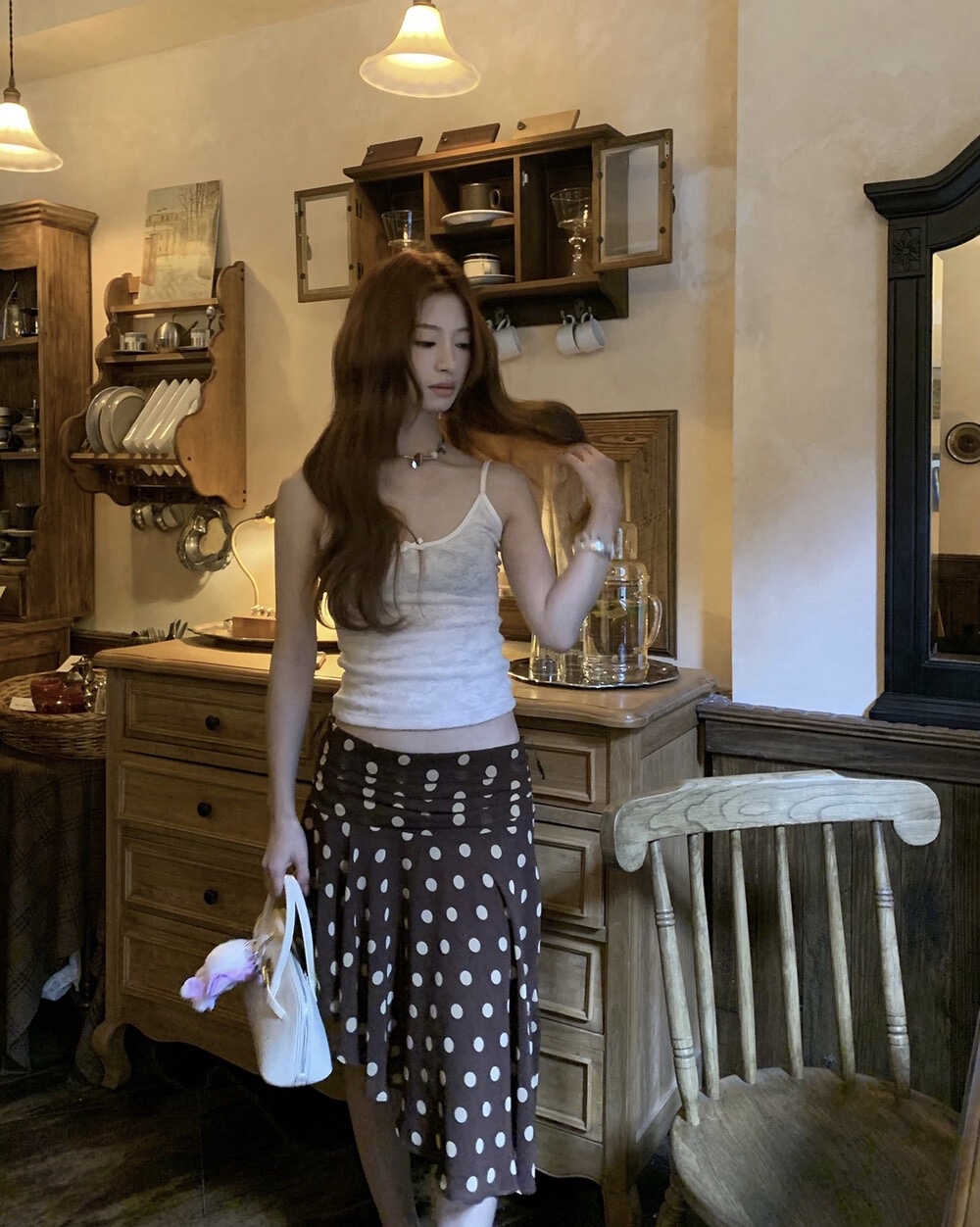 复古波点显瘦不对称半身裙+蕾丝针织开衫+蝴蝶结背心三件套套装 Polka Dot Asymmetrical Midi Skirt with White Crop Top and Cardigan