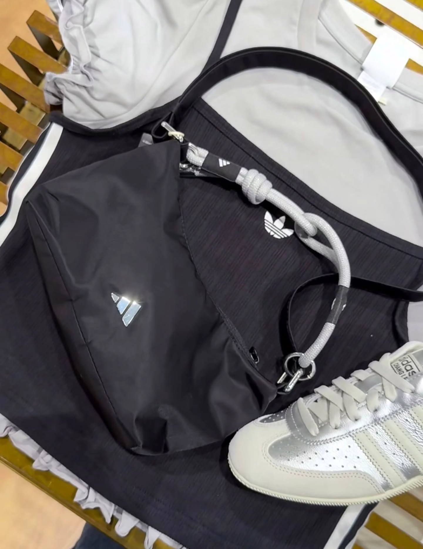 🖤三叶草 绳结斜挎包 🇭🇰