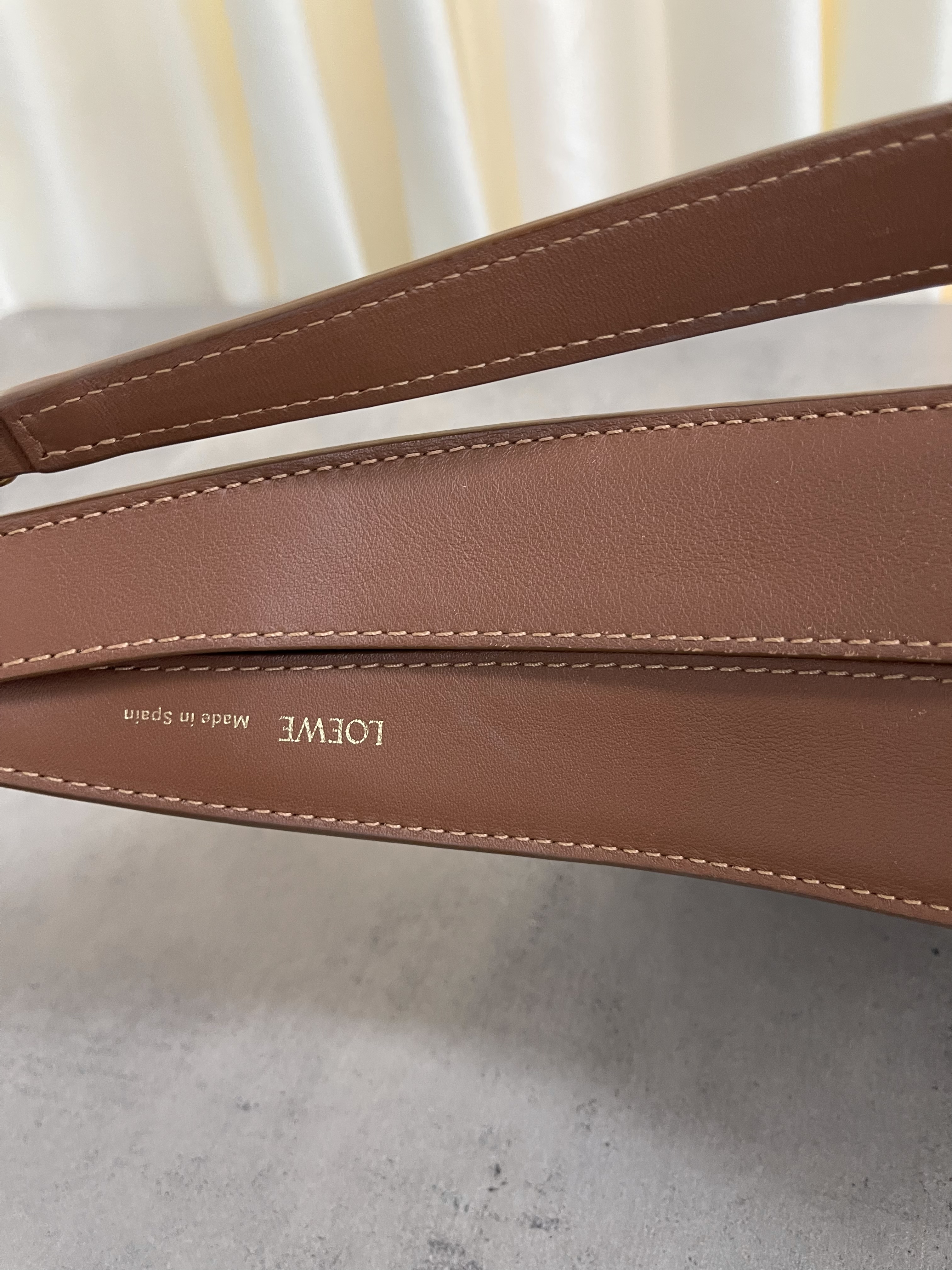 Pre-owned Loewe Luna Anagram shoulder bag/ Product Code: 26012405