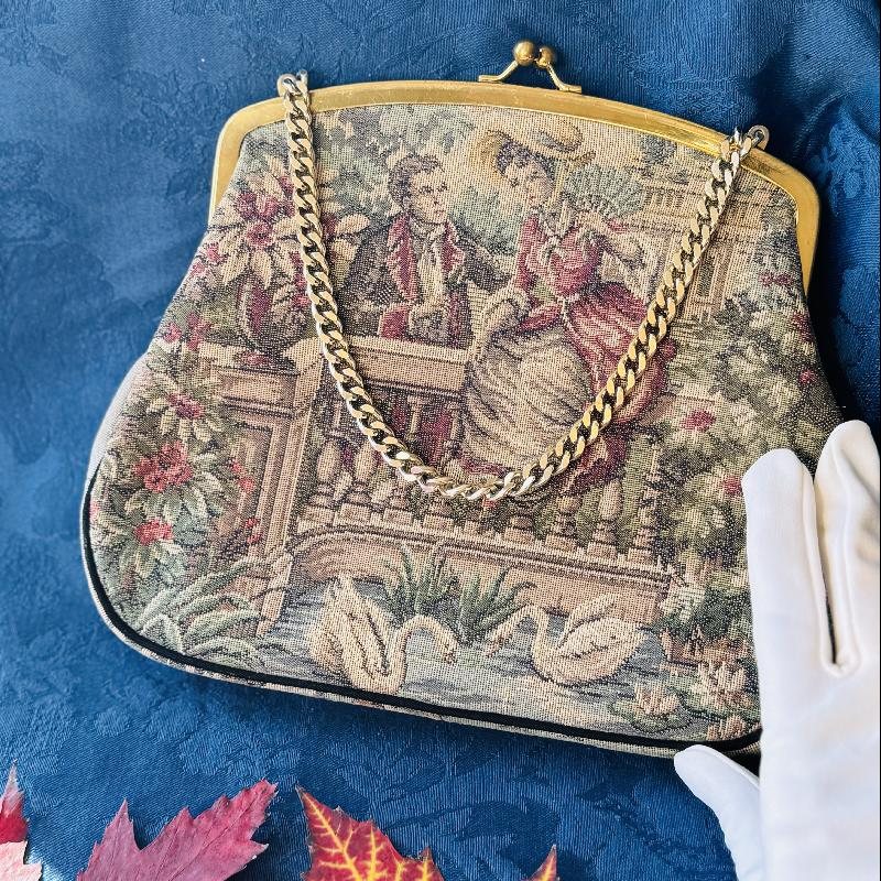 Vintage C.a. 1960s La Marquise Italian TapestryCourting Couple Pattern Double-Sided Handbag (MT2121)