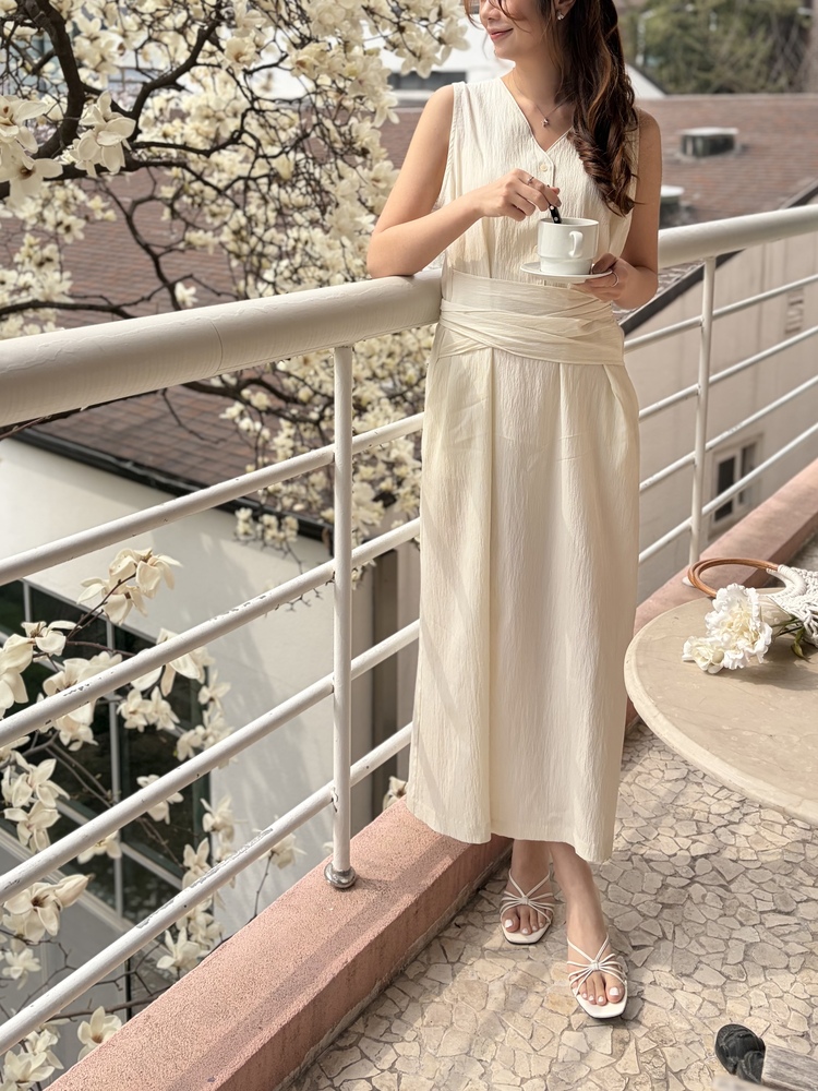 Arya Two-Way Textured Dress (Ivory)