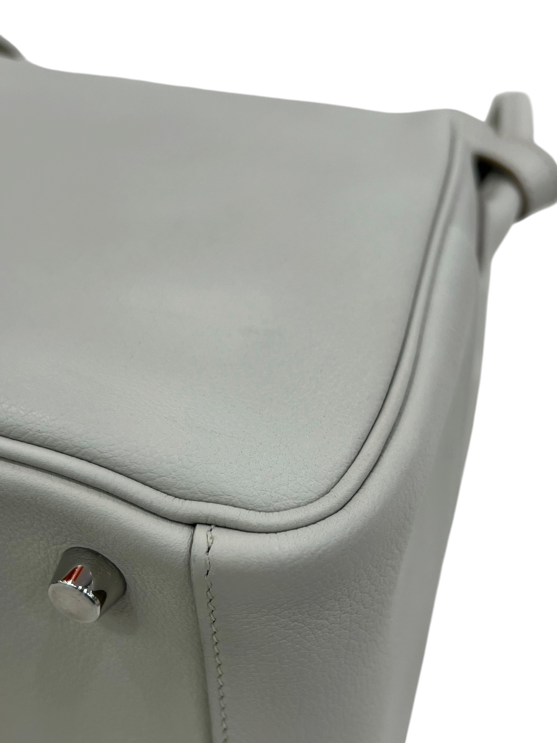 Pre-Owned HERMÉS Lindy 26 Stamp A / Product Code: 071703