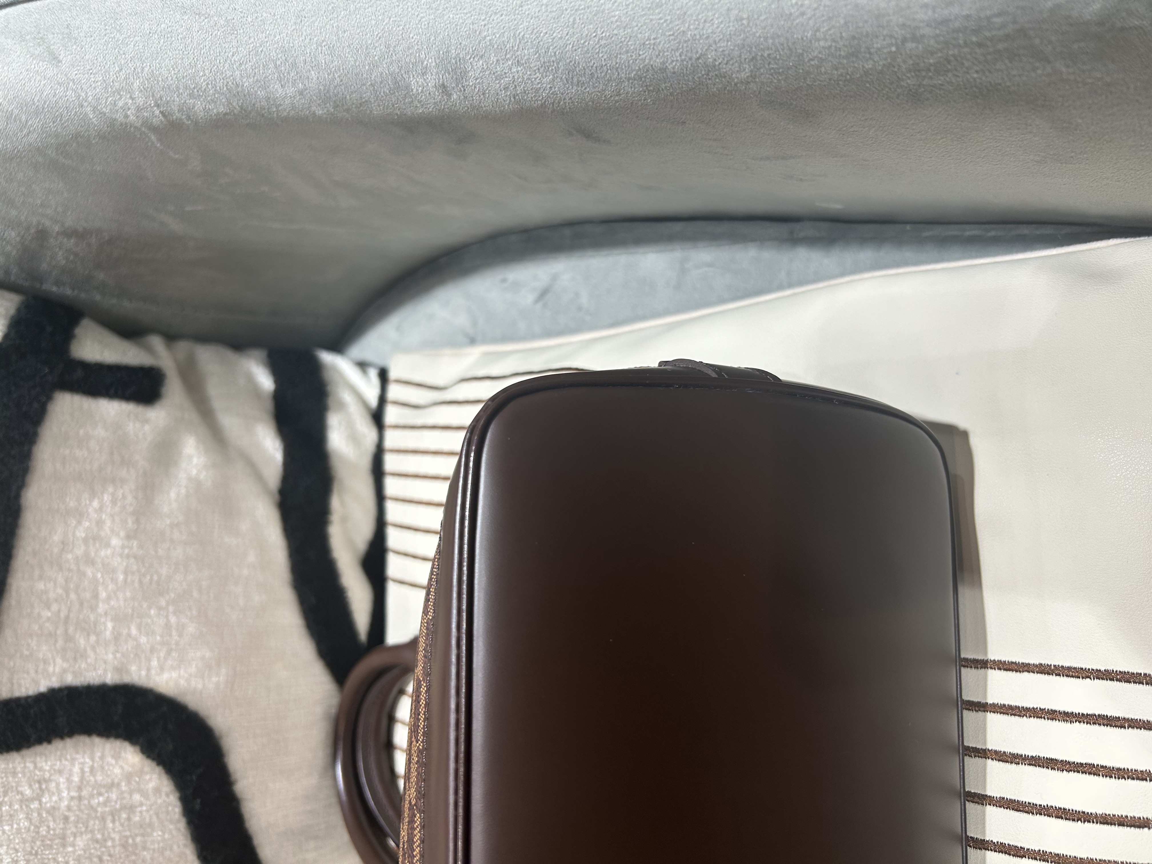LV Alma PM Damier 100%Authentic, 98%New ☑️Dust bag