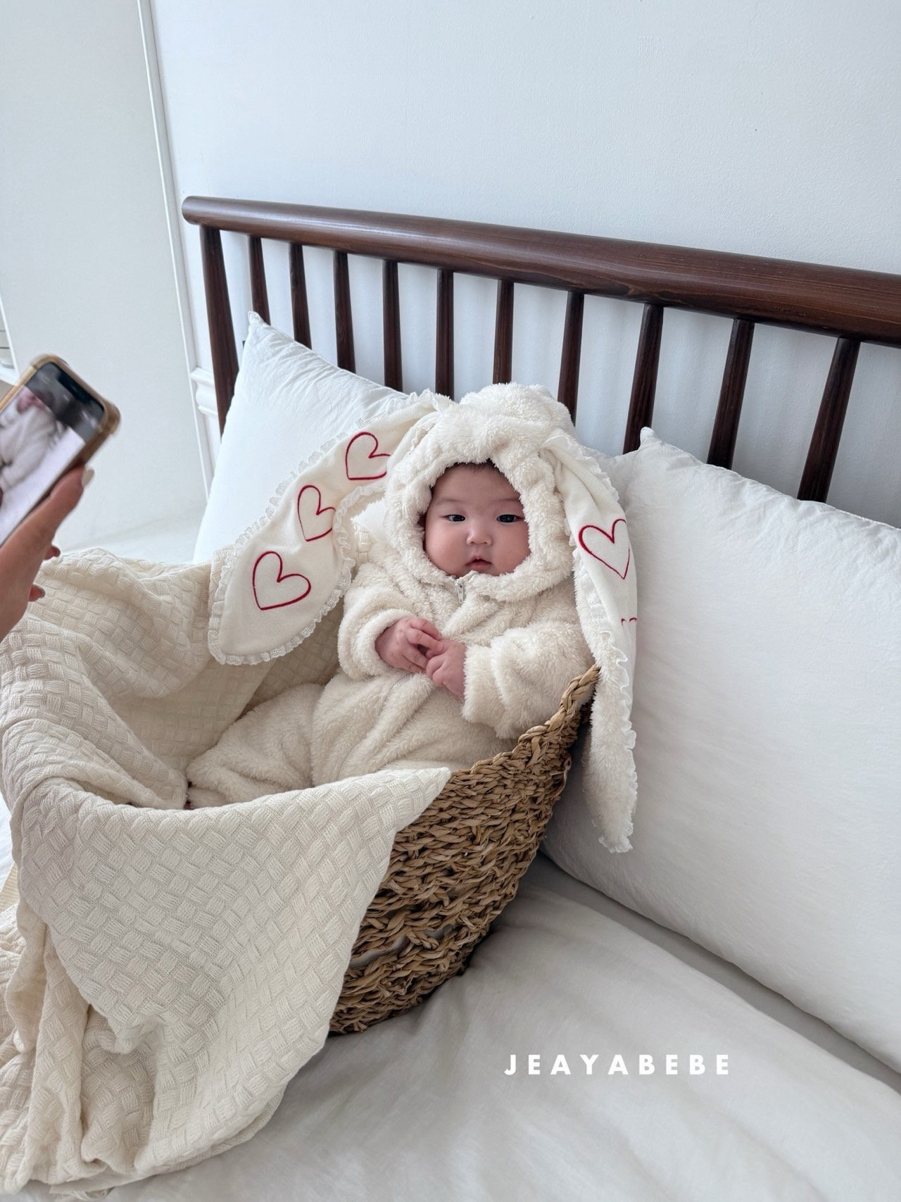 Jeayabebe | Rabbit suit Cream
