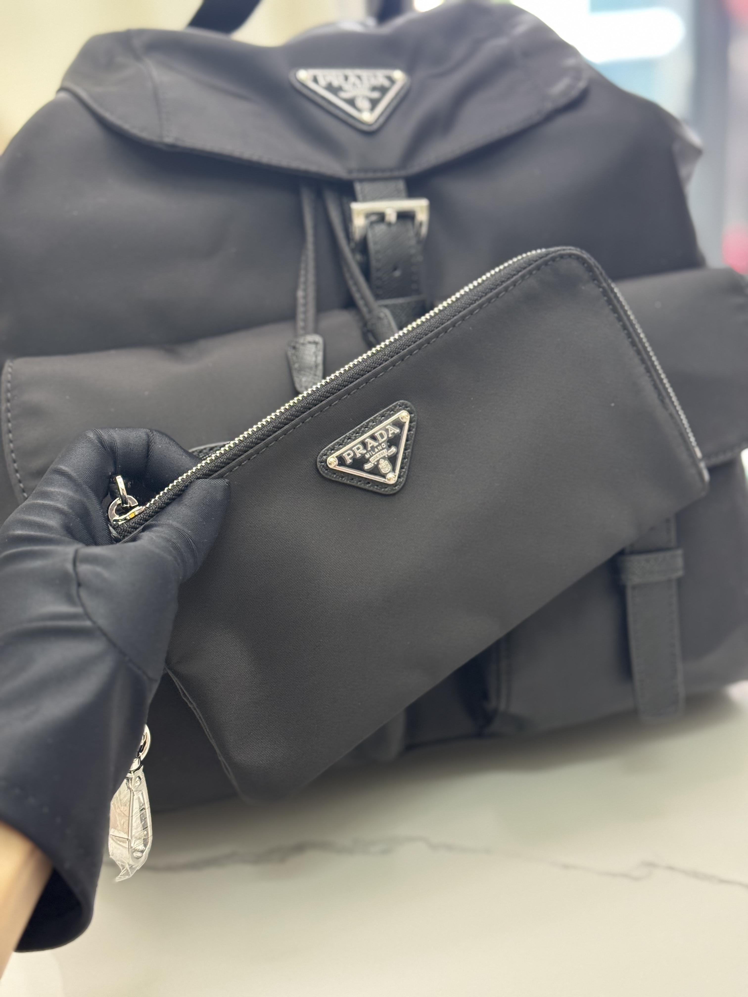 全新 Prada 尼龍背包 折上折