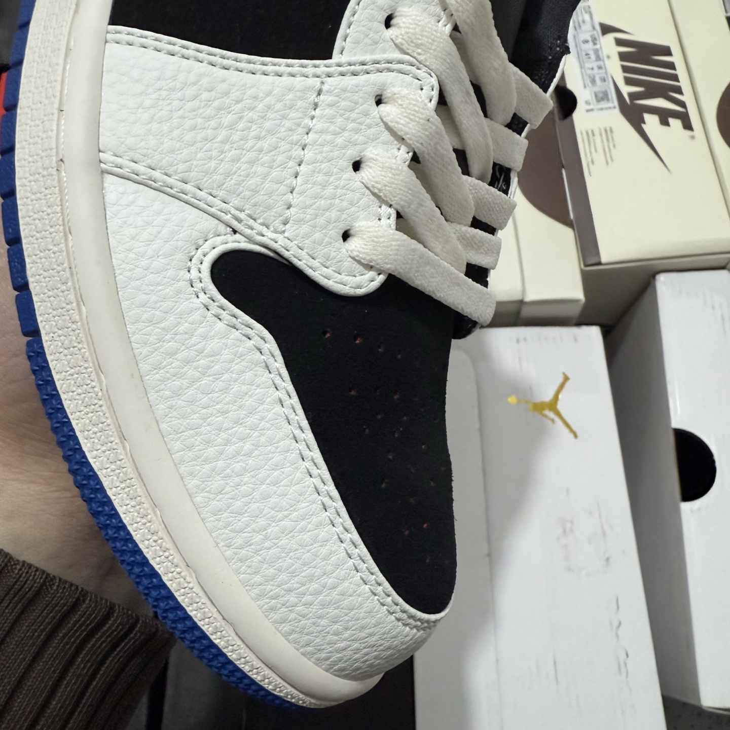 Nike Air Jordan 1 Low "Quai 54" HQ0764-001