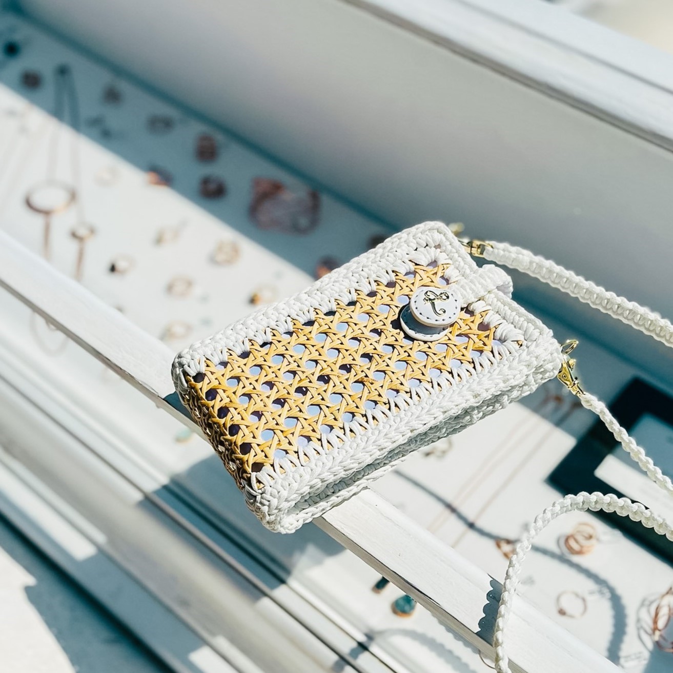 RATTAN - Matting Phone Bag