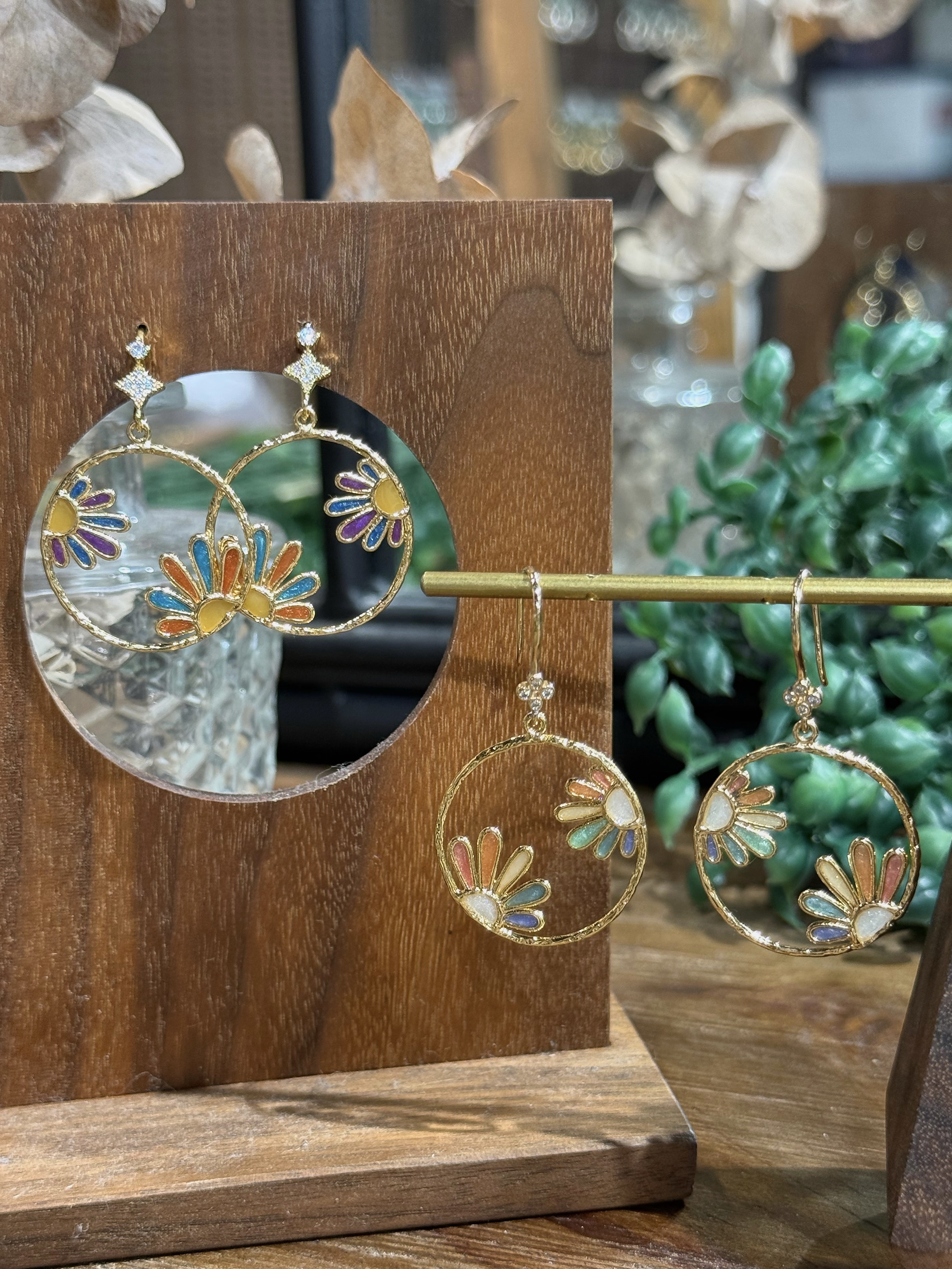 伏匿匿 Hide & Seek Dangle Earrings | 垂墜款耳環