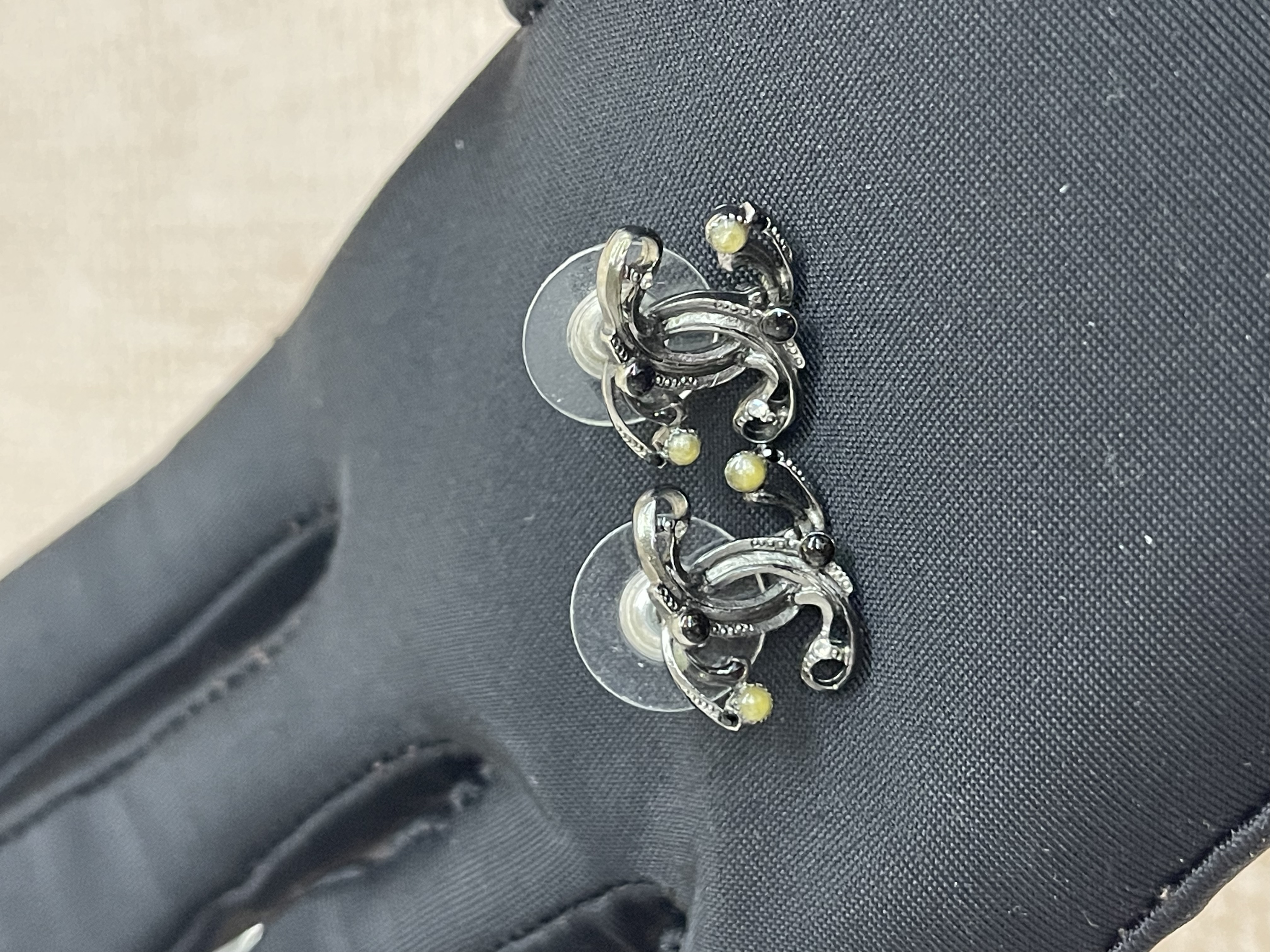 Pre-owned Chanel earrings / Product Code: 26030101